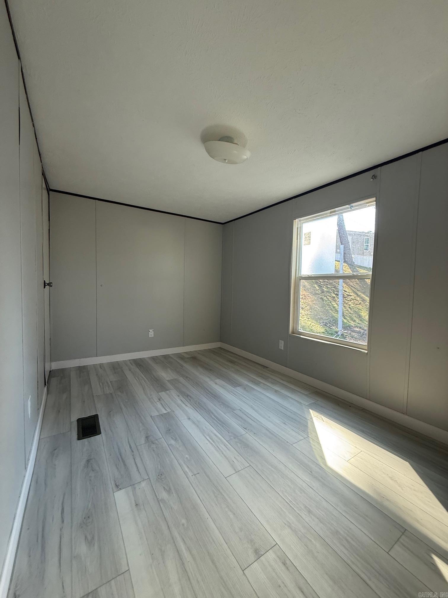 Houser-Bandy - Residential Lease