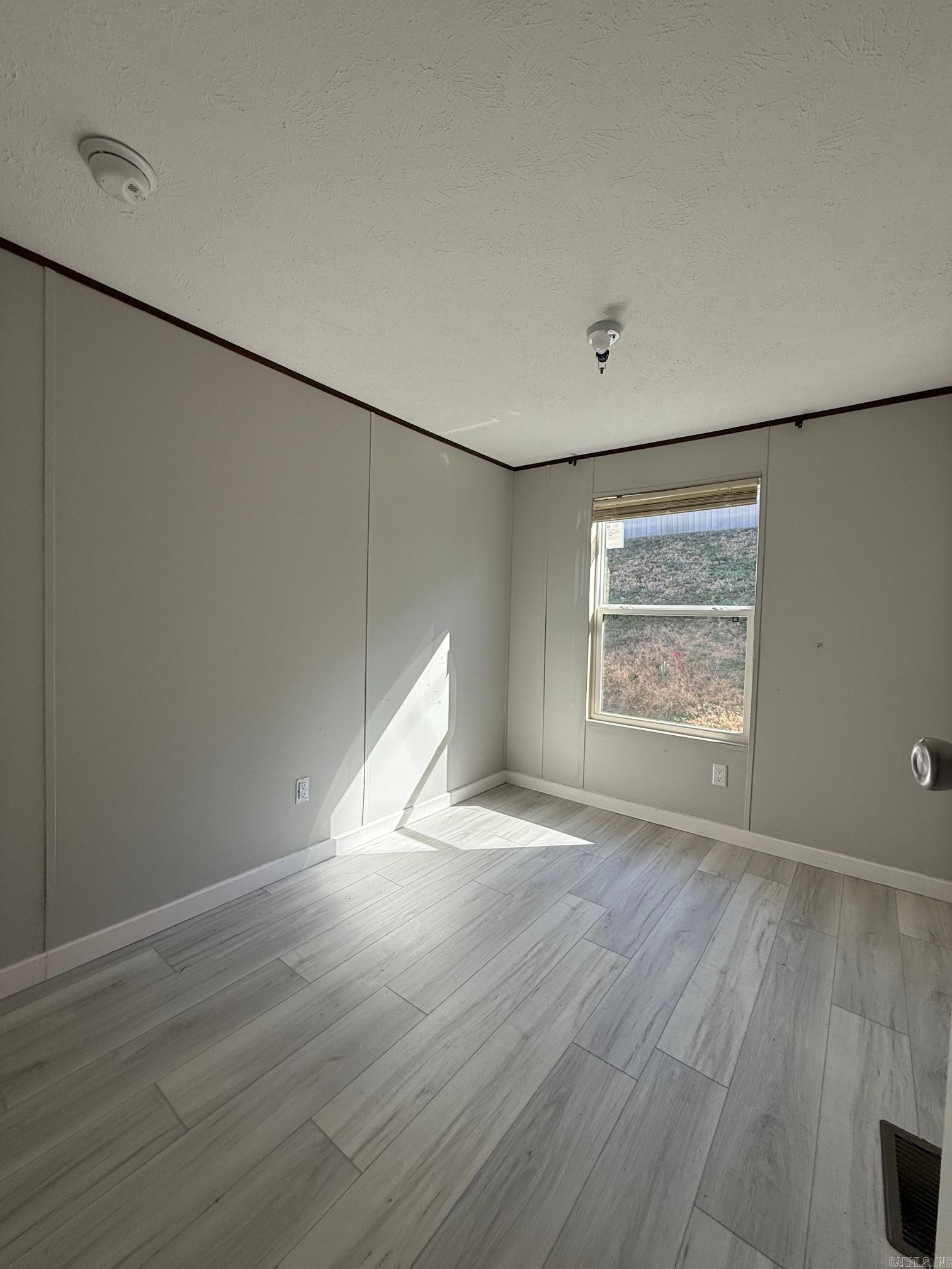 Houser-Bandy - Residential Lease