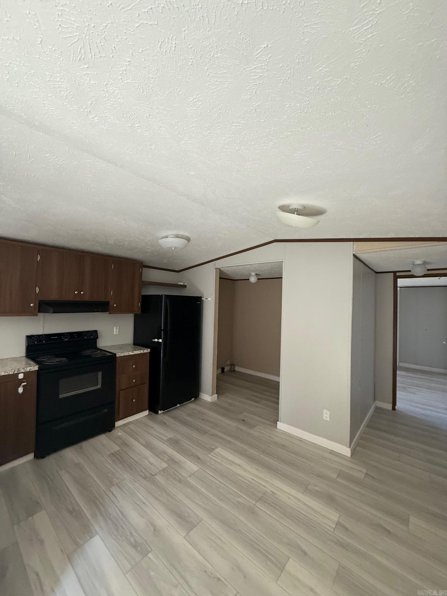 Houser-Bandy - Residential Lease