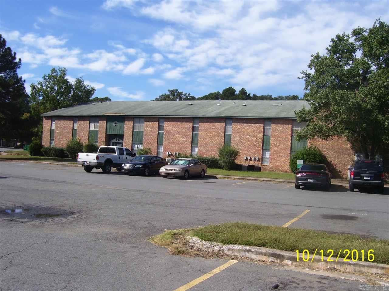 Wonderful investment opportunity with this well maintained multi-unit complex.  Great location and well kept grounds make this a must see for serious investors.  Income and expense reports available for 2014 and 2015.