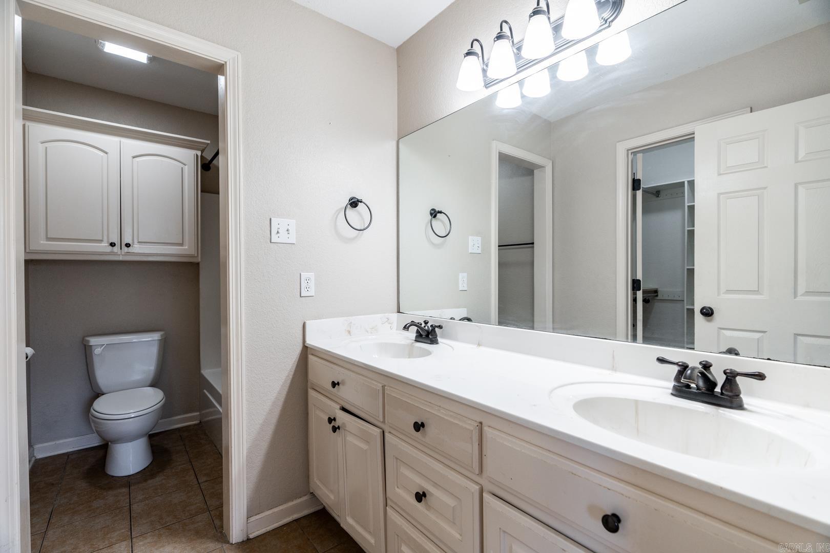 Busby Place - Residential Lease