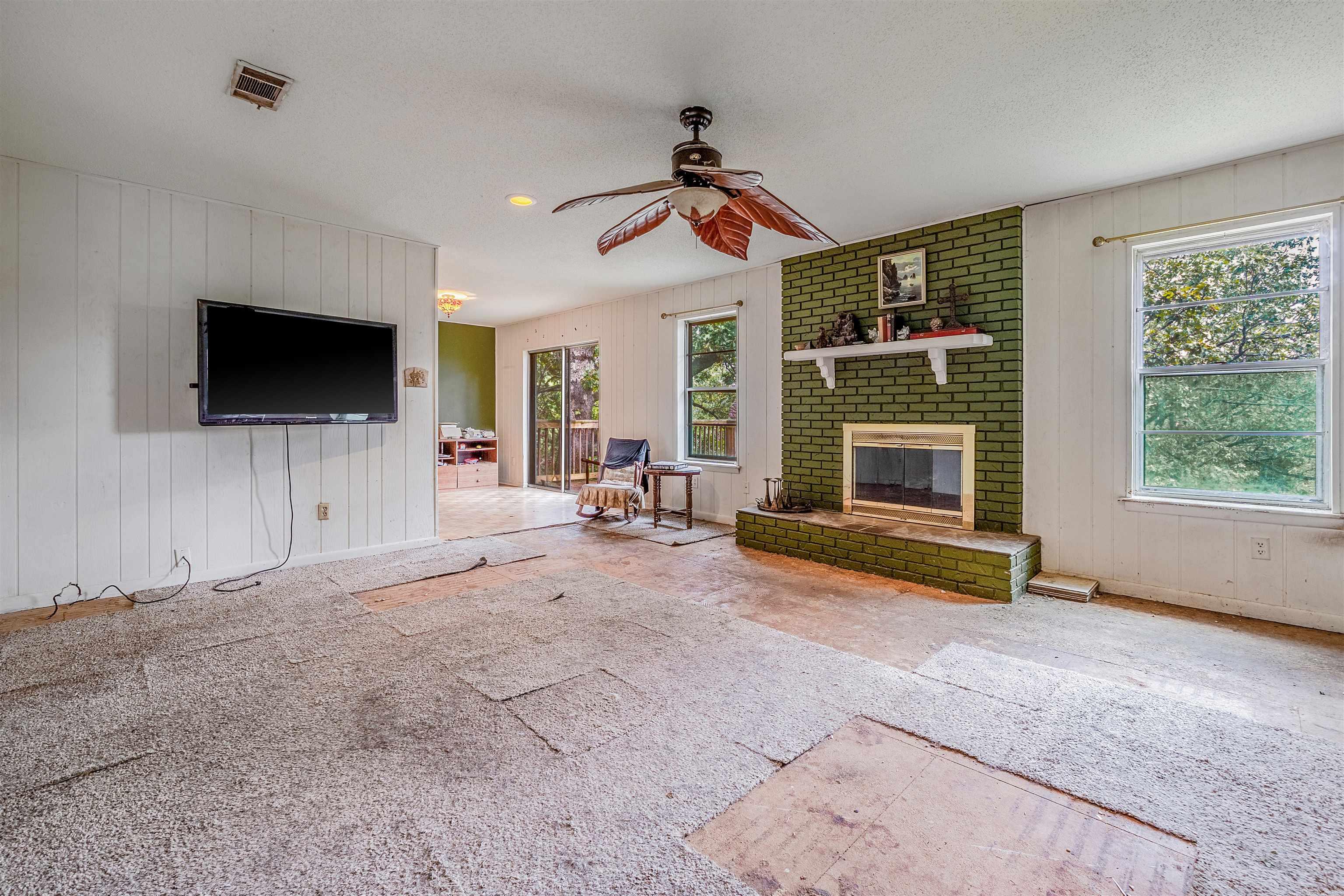 PARK HILL ADDN TO LR - Residential