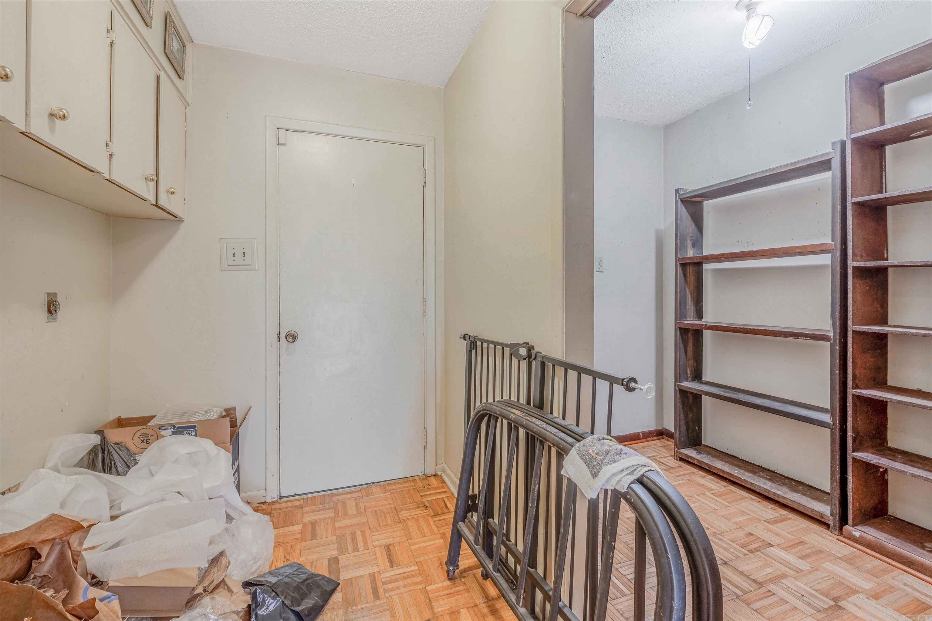 PARK HILL ADDN TO LR - Residential