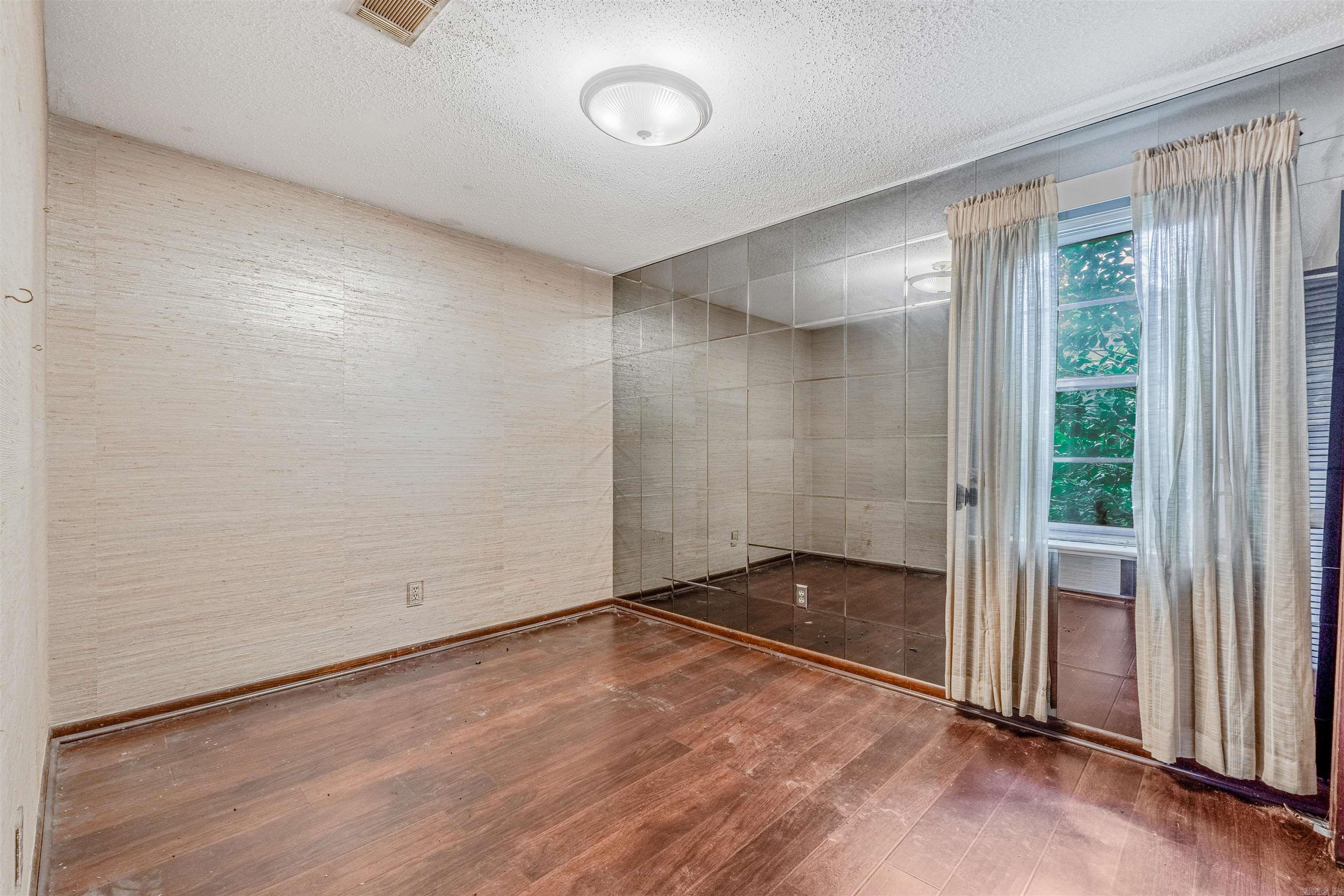 PARK HILL ADDN TO LR - Residential