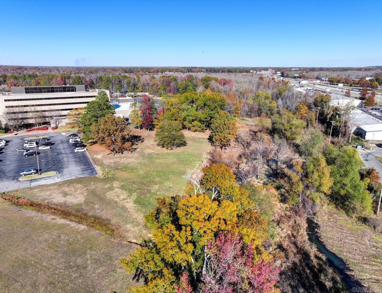 This 18 acre commercial development site combines strategic positioning, high visibility, and proximity to prominent retail chains and accommodations, making it a standout location for businesses. Tract 1 - Wildwood Ave Frontage - $20.00 PSF