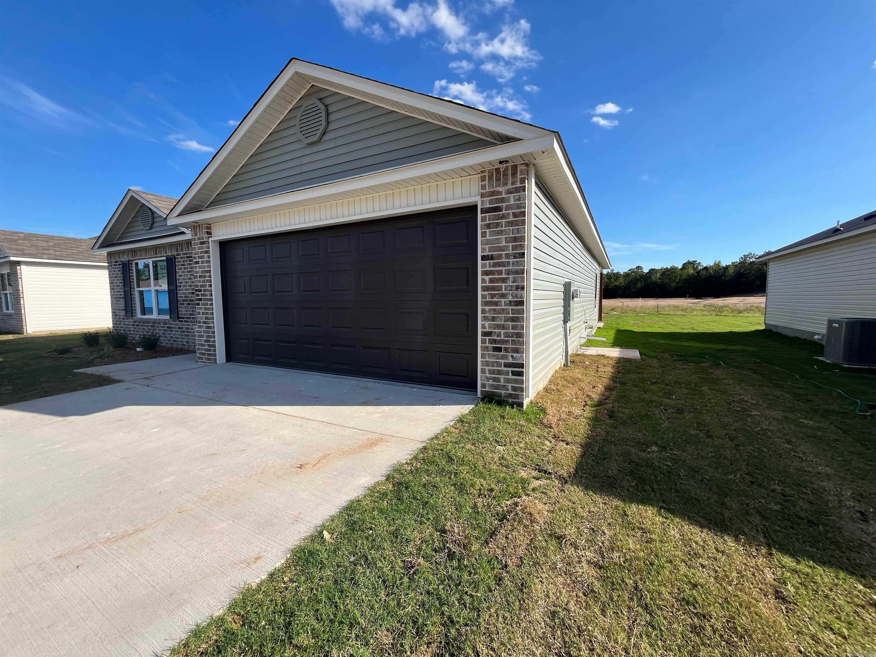 SPRINGLAKE TRAILS - Residential