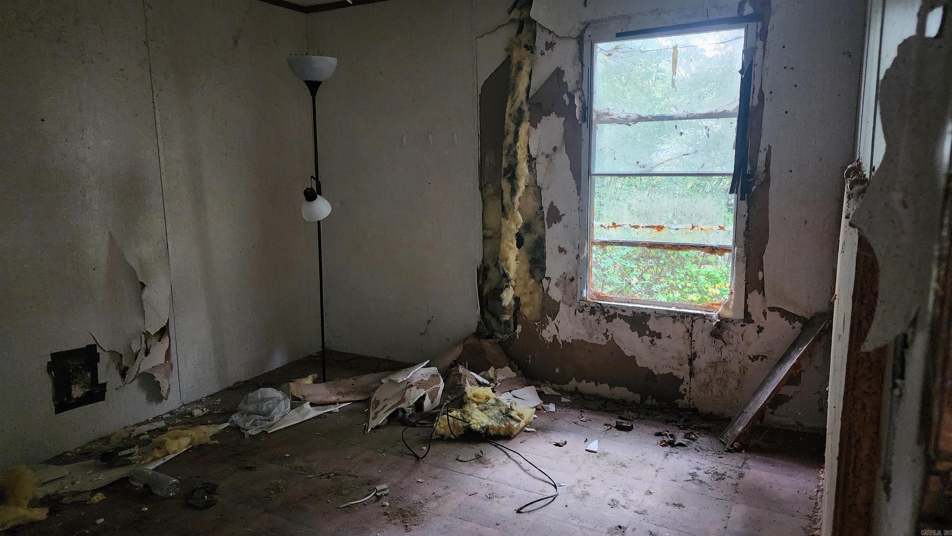 Metes & Bounds - Land