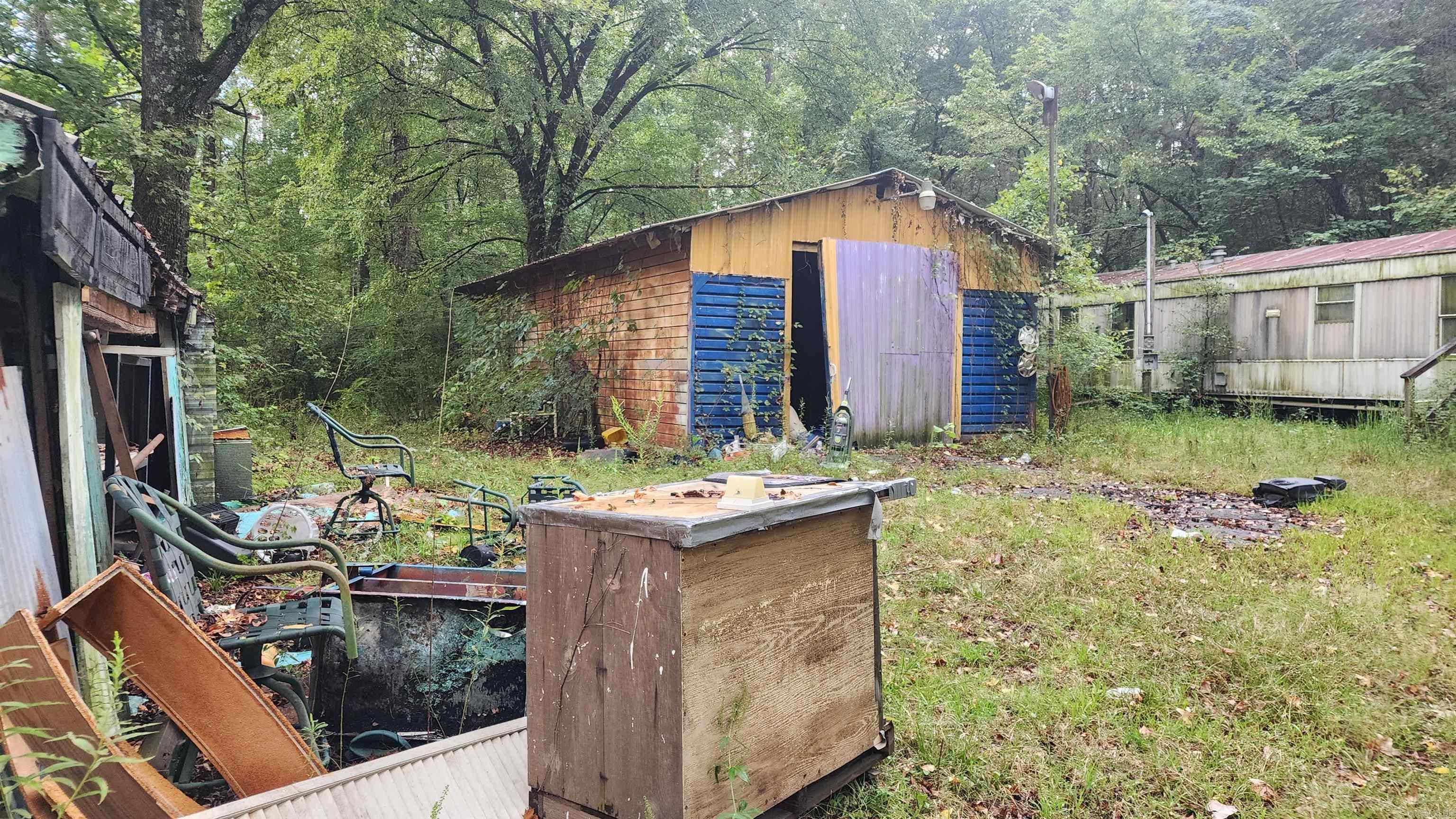 Metes & Bounds - Land