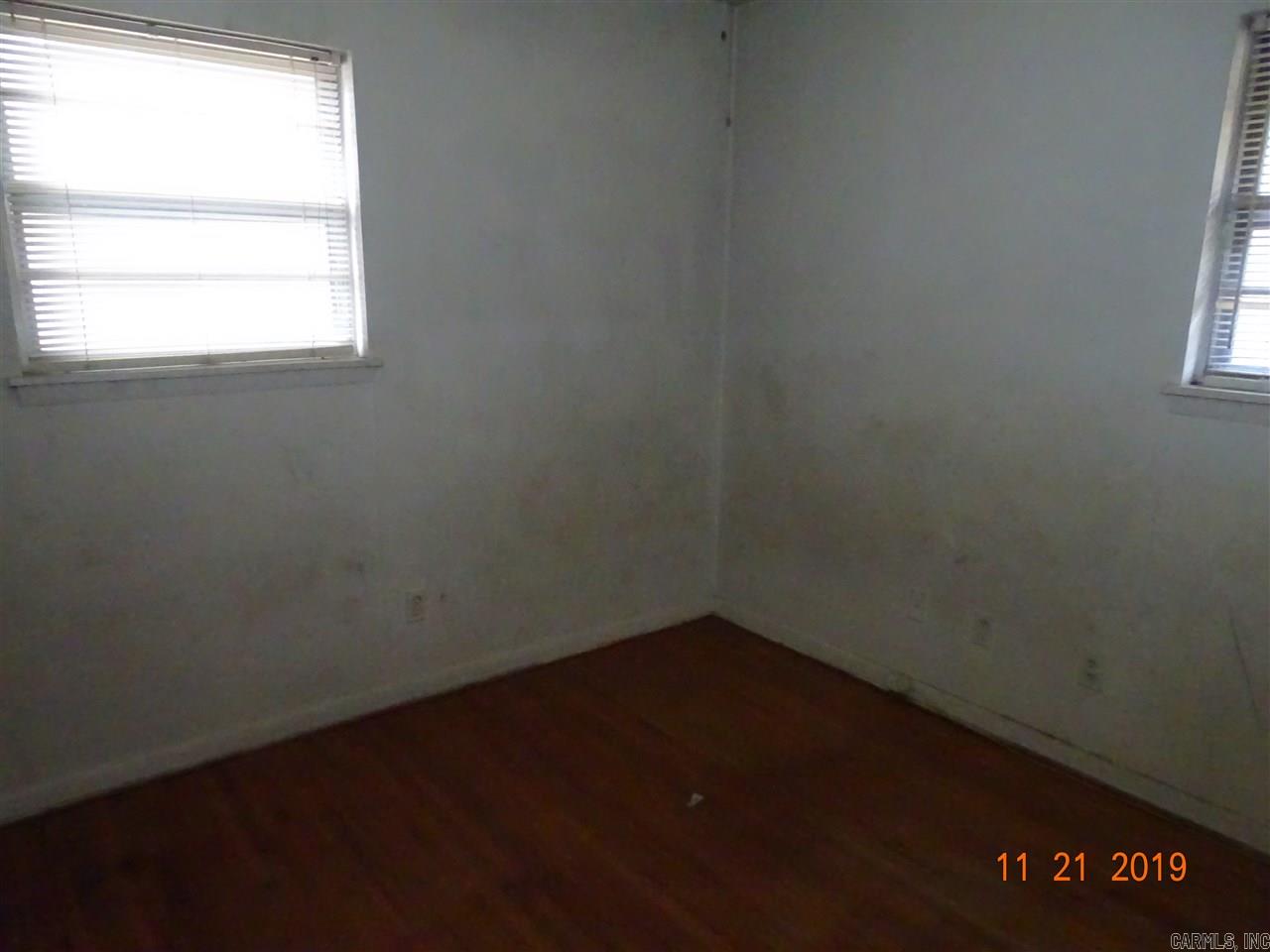 Village Glen - Residential