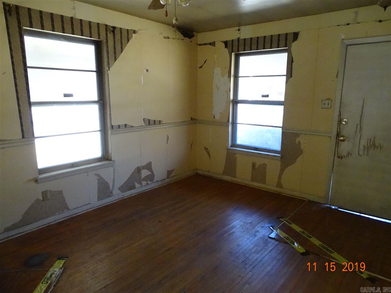 Village Glen - Residential