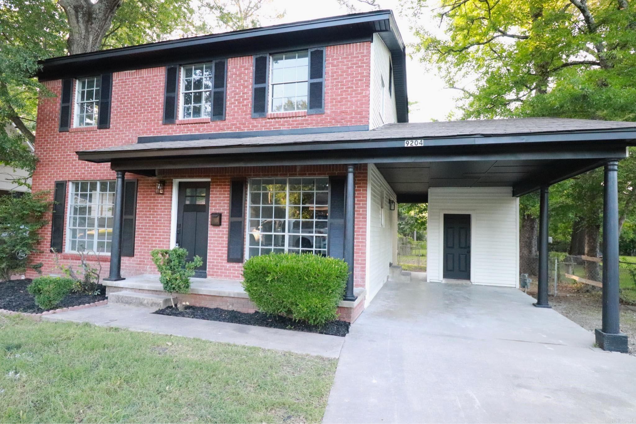 CLOVER HILL PLACE - Residential