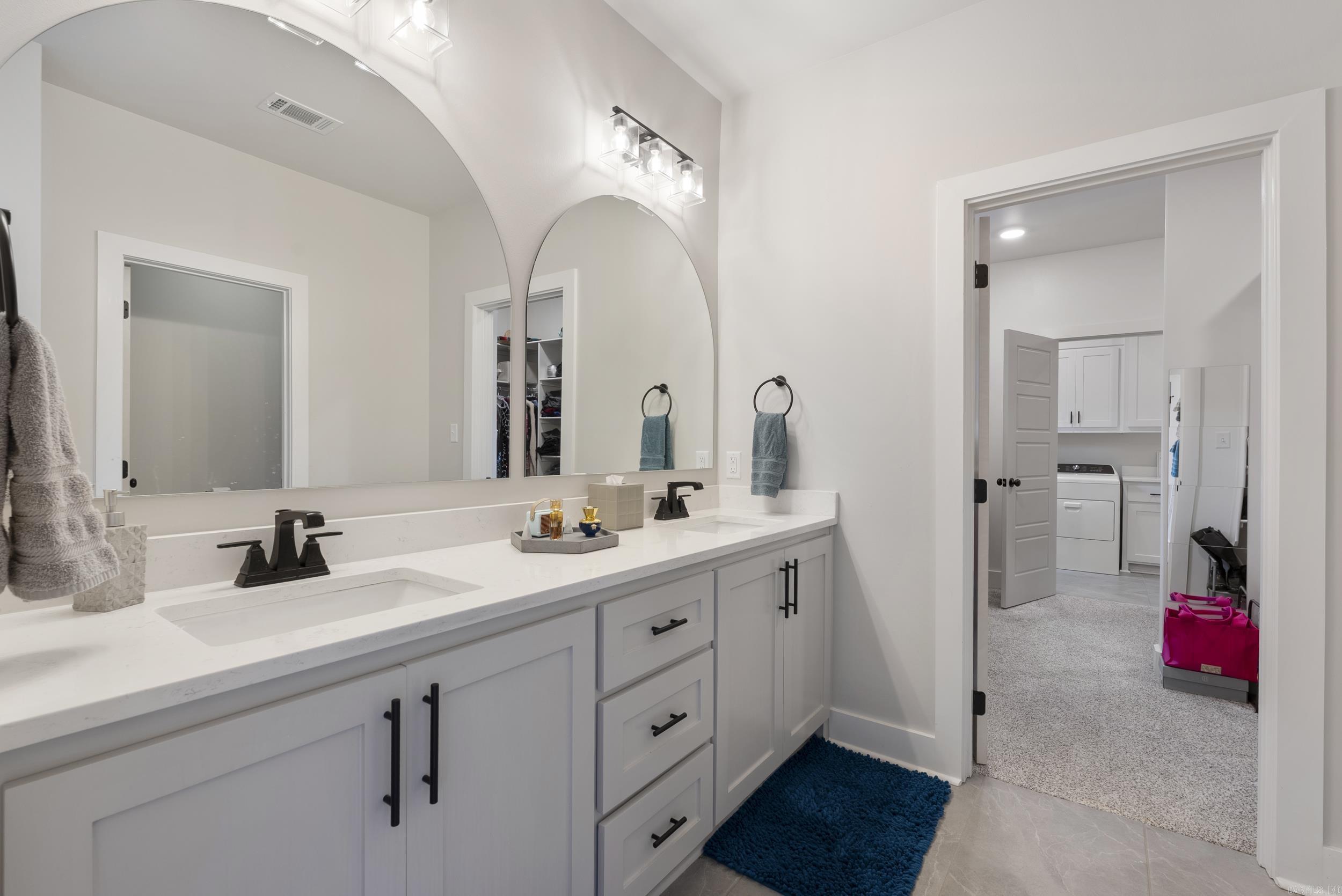 STONEBROOK - Residential