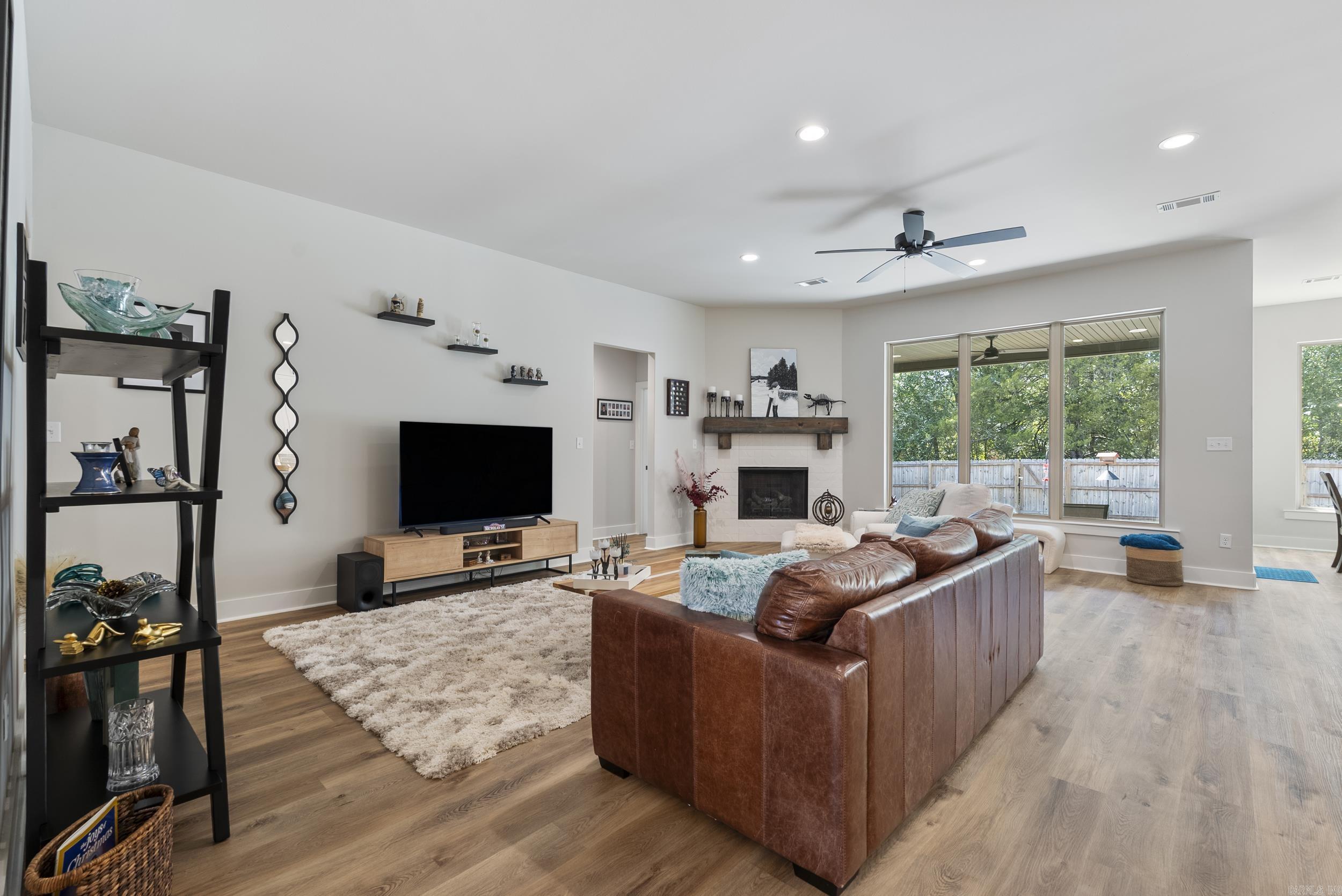 STONEBROOK - Residential