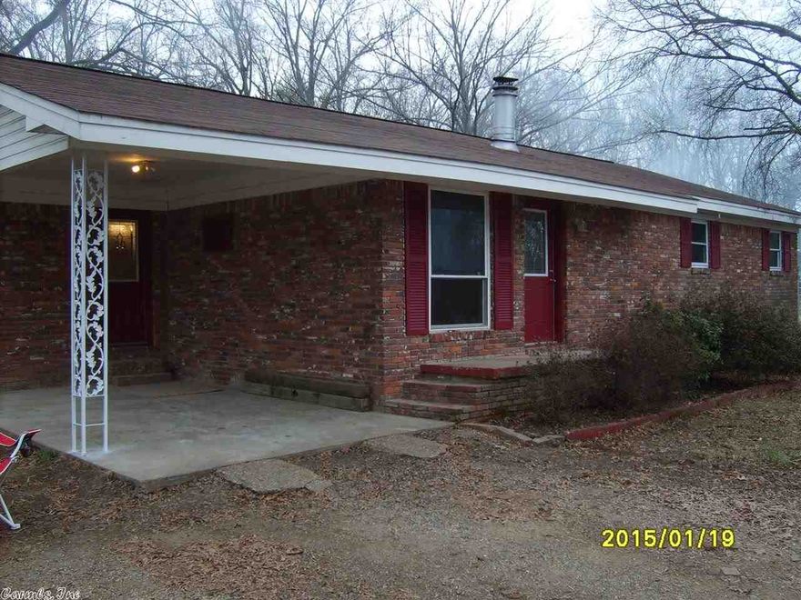 Beautiful home in a quiet setting.  Open floor plan.  Most everything inside is new.  New sheet rock walls, new carpet and tile floors.  All new appliances, plumbing fixtures, light fixtures, hot water heater.  New Heat and air system.  Must see to appreciate.  outside storage, fenced back lot.