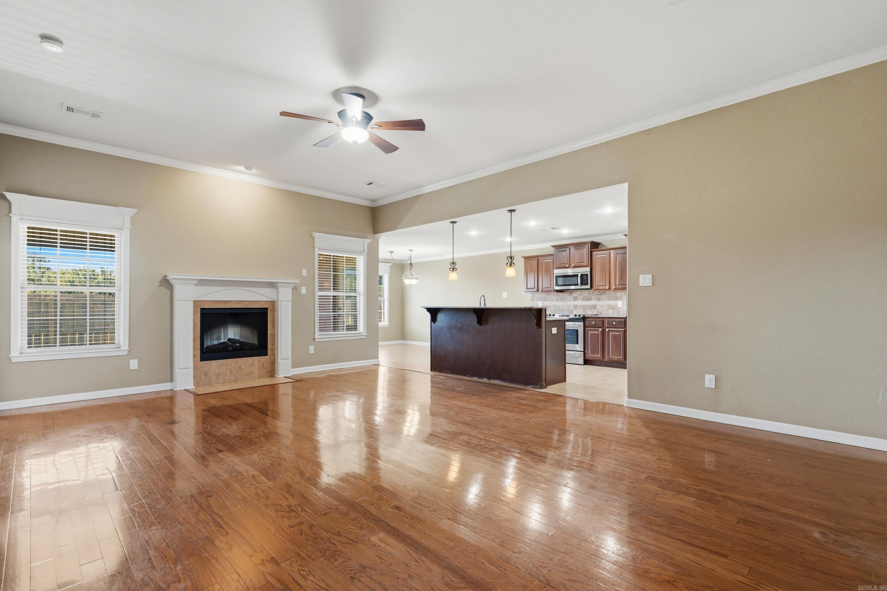 AUTUMN RIDGE - Residential