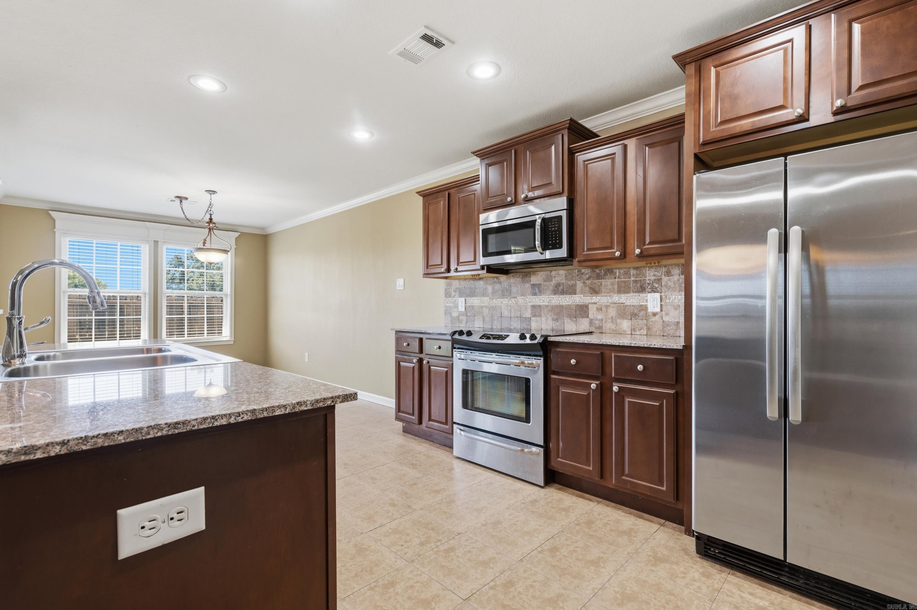 AUTUMN RIDGE - Residential
