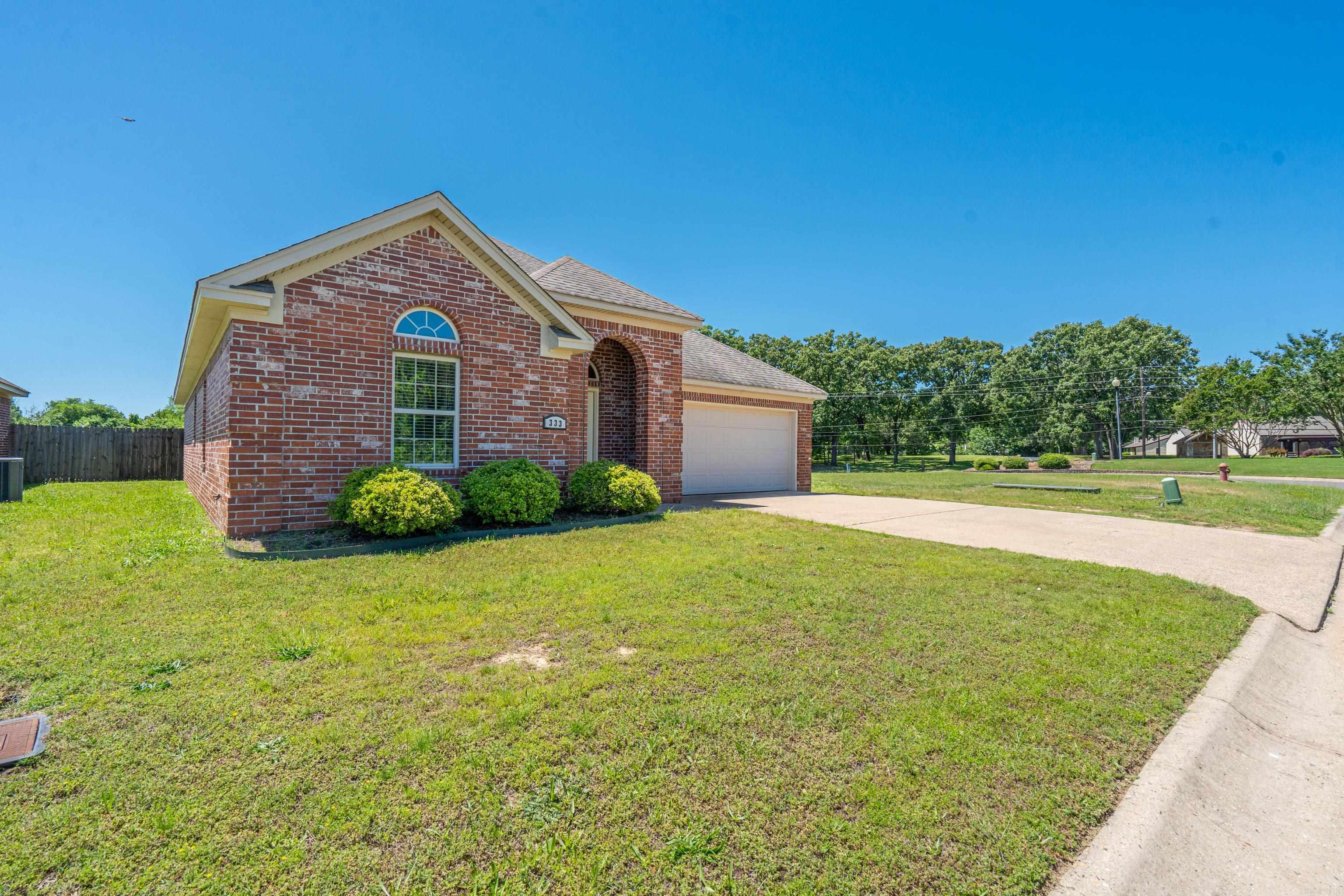 AUTUMN RIDGE - Residential