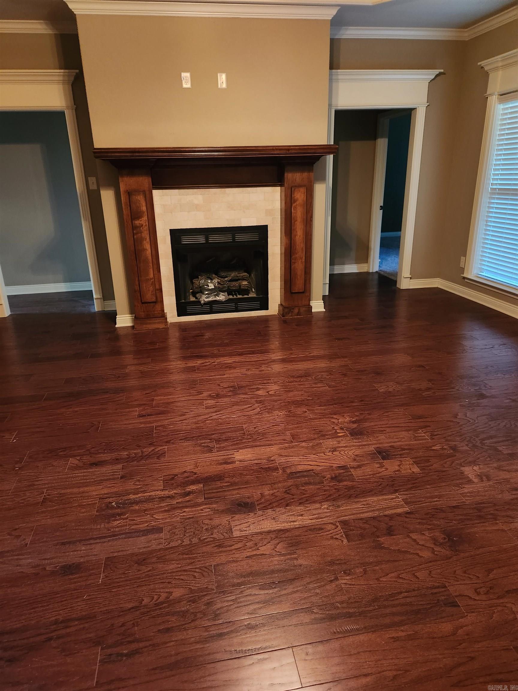 CEDAR FENCE - Residential