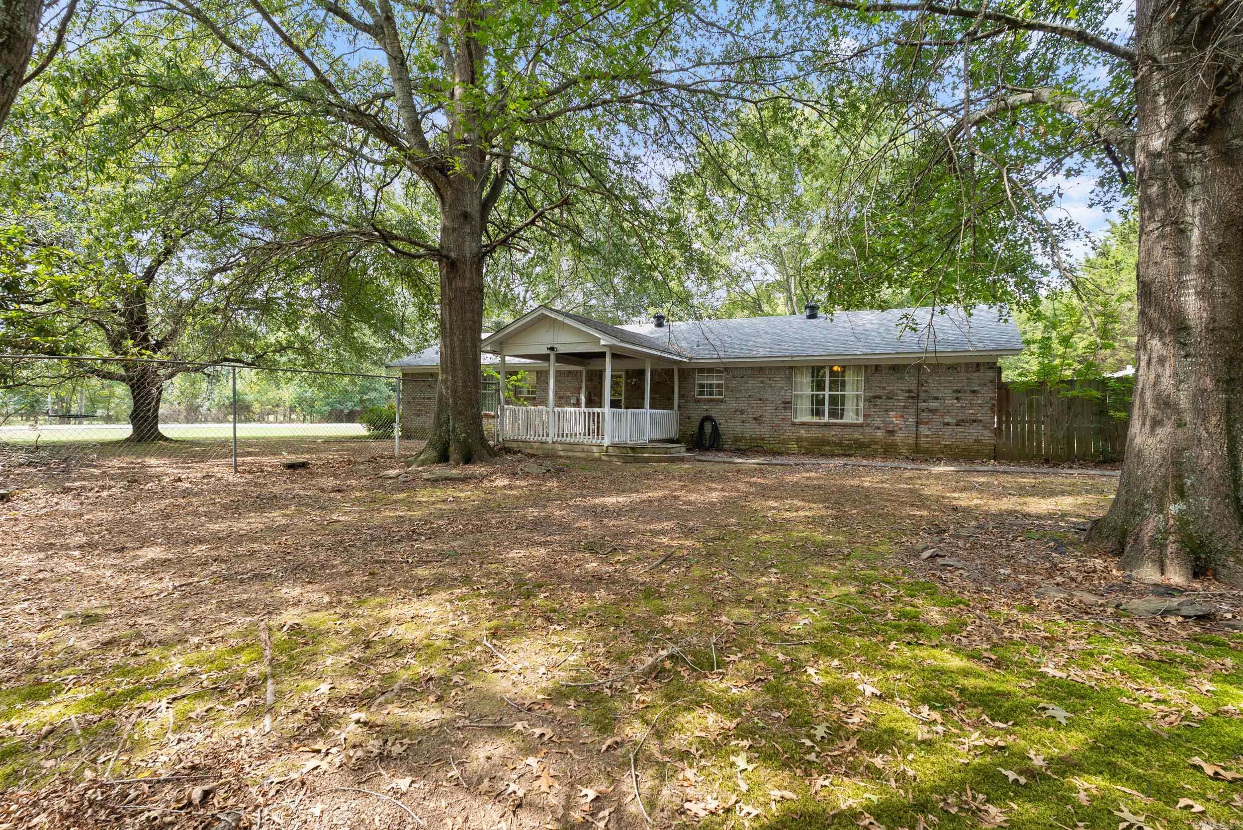 EASTWOOD ACRES - Residential