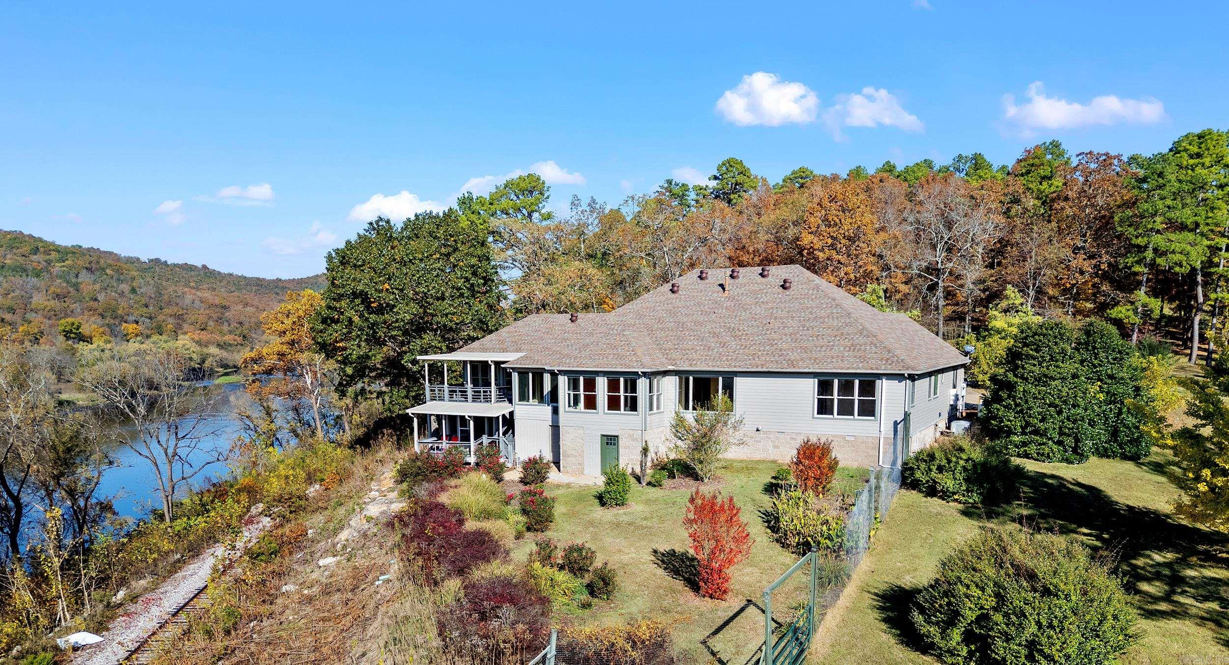 WHITE RIVER VALLEY - Residential