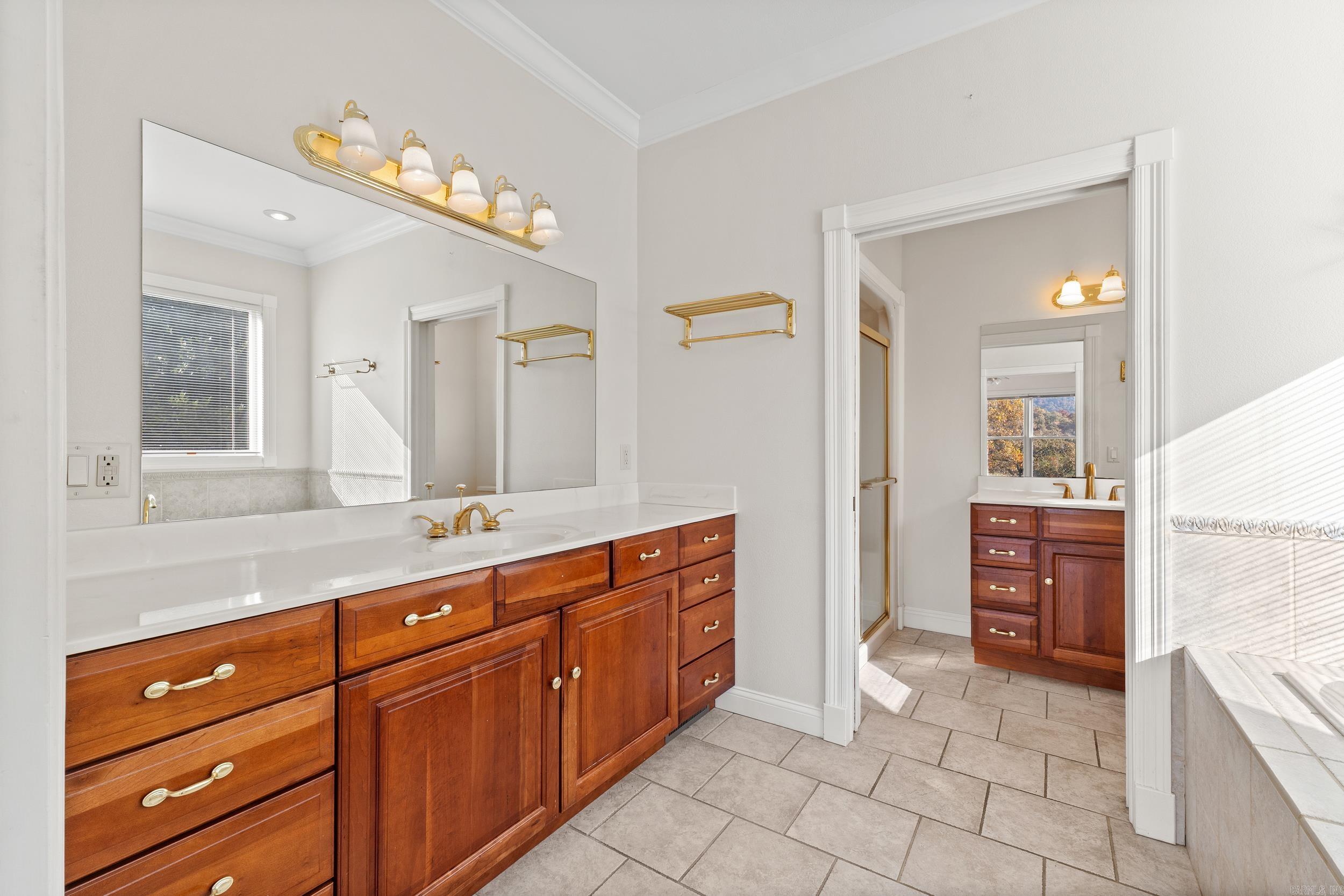 WHITE RIVER VALLEY - Residential