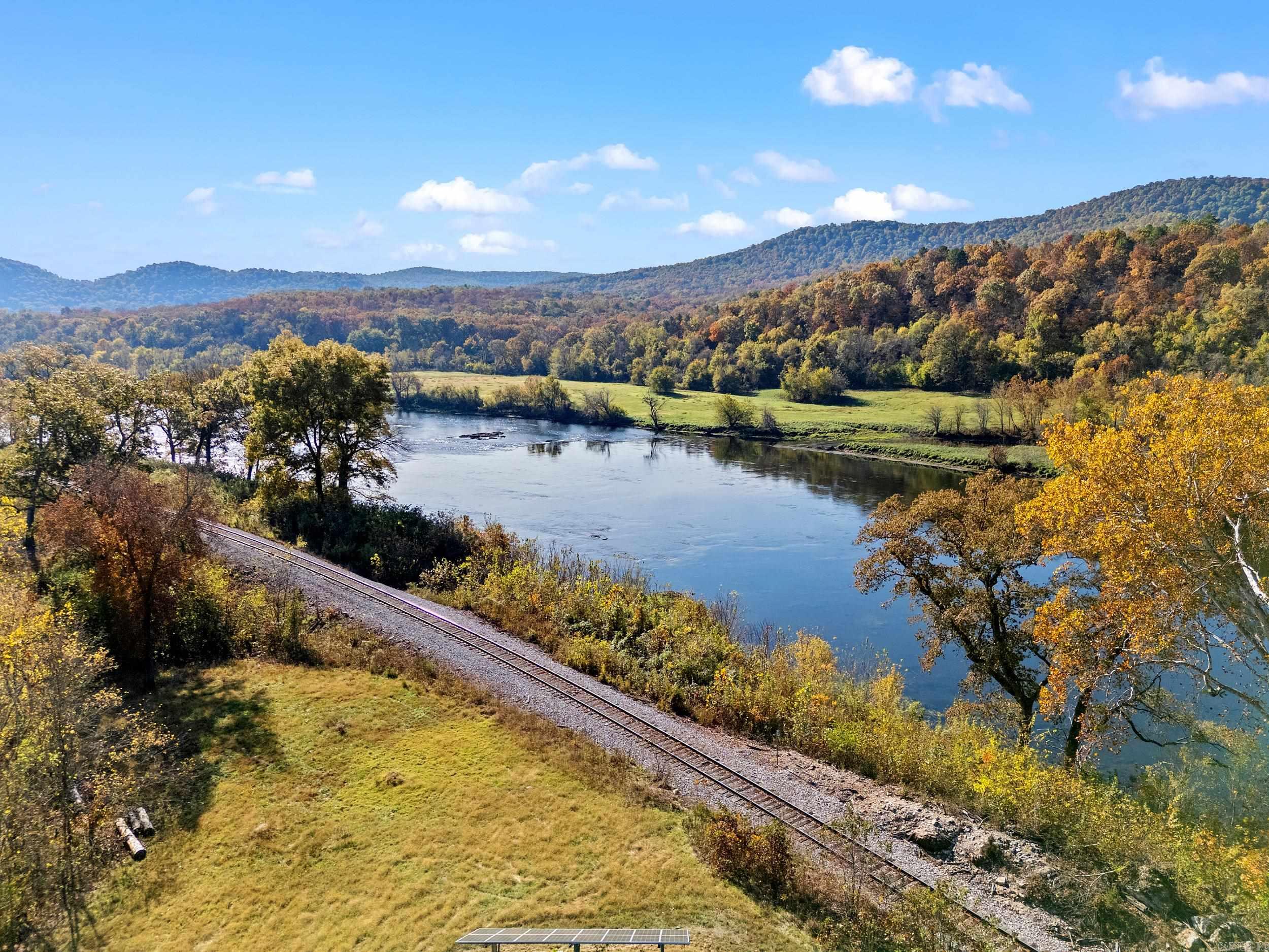 WHITE RIVER VALLEY - Residential
