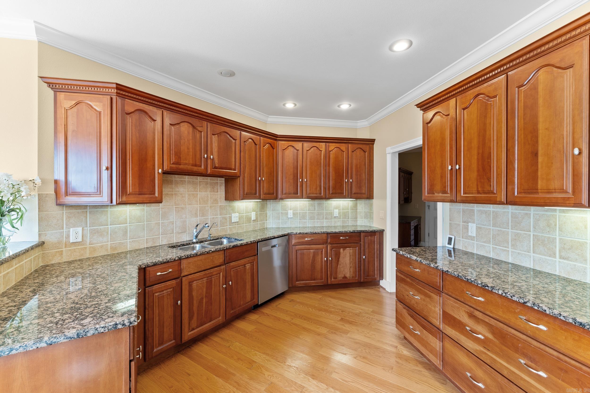 WHITE RIVER VALLEY - Residential