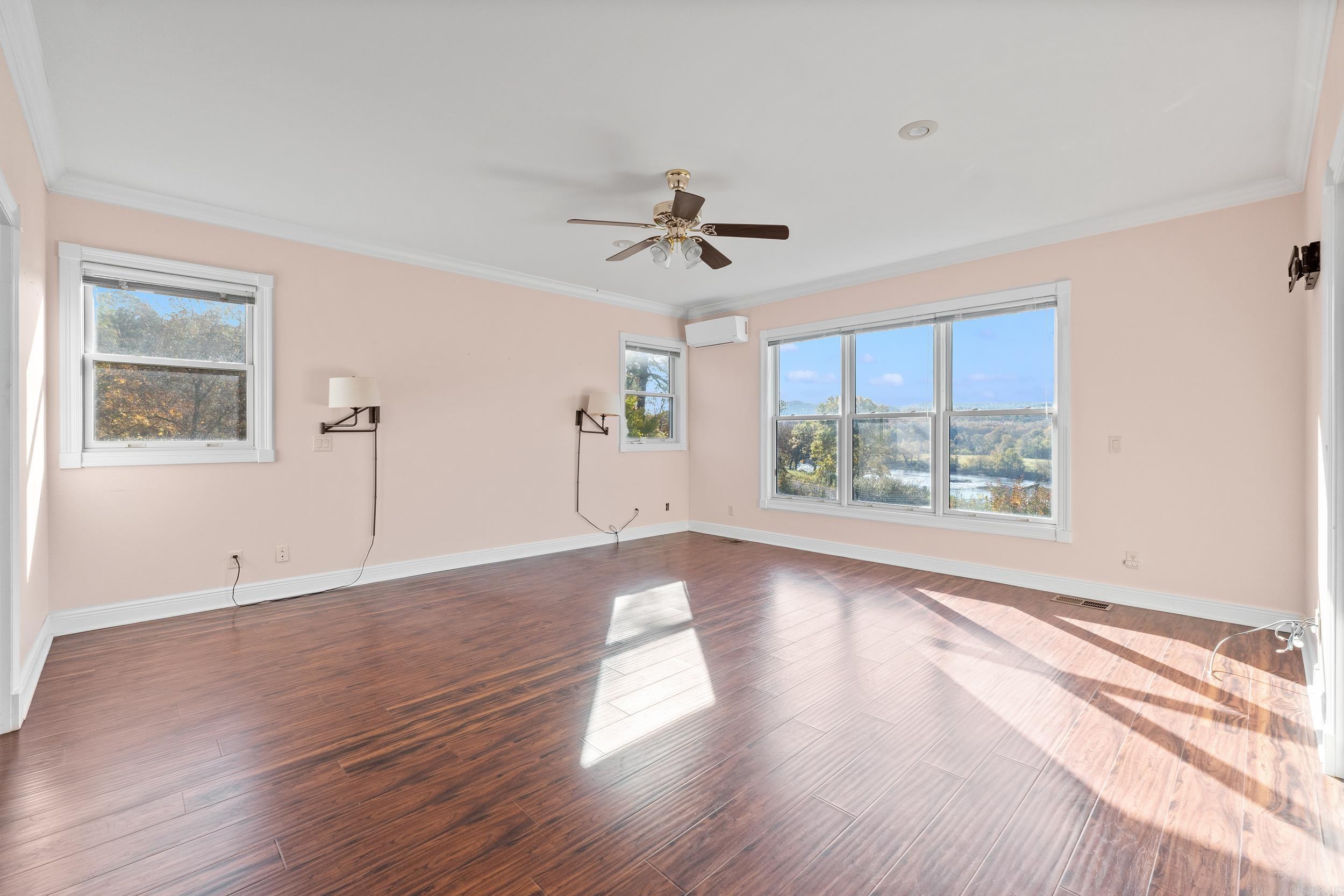 WHITE RIVER VALLEY - Residential