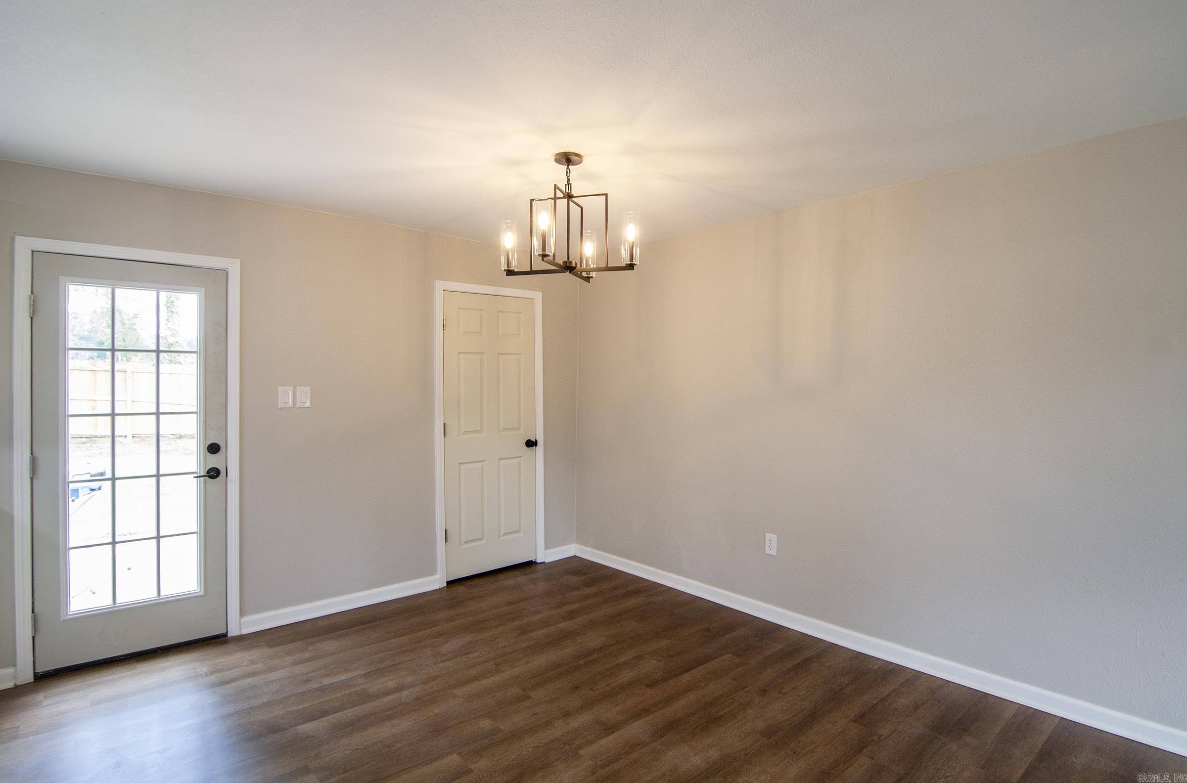 LOOP ACRES ADDN TO JACK - Residential