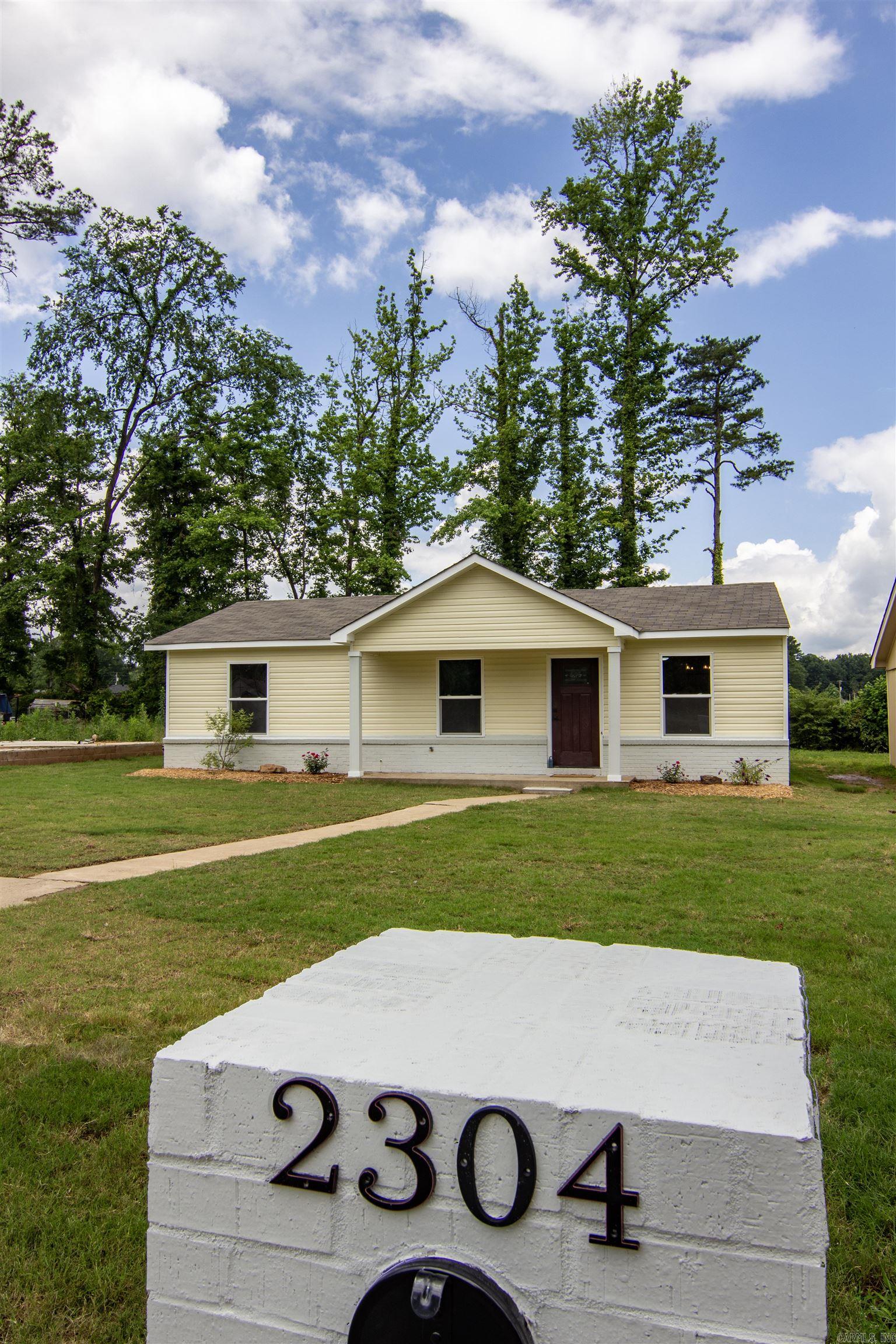 LOOP ACRES ADDN TO JACK - Residential