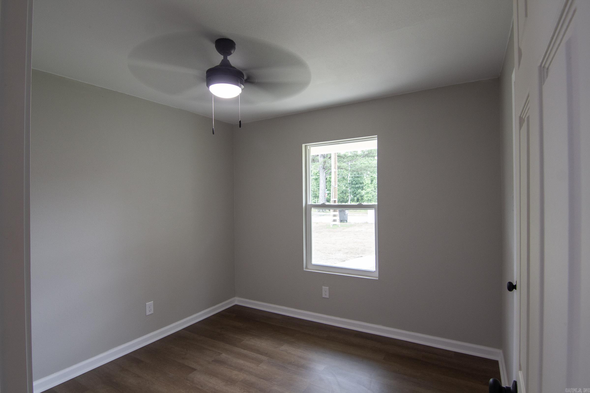 LOOP ACRES ADDN TO JACK - Residential