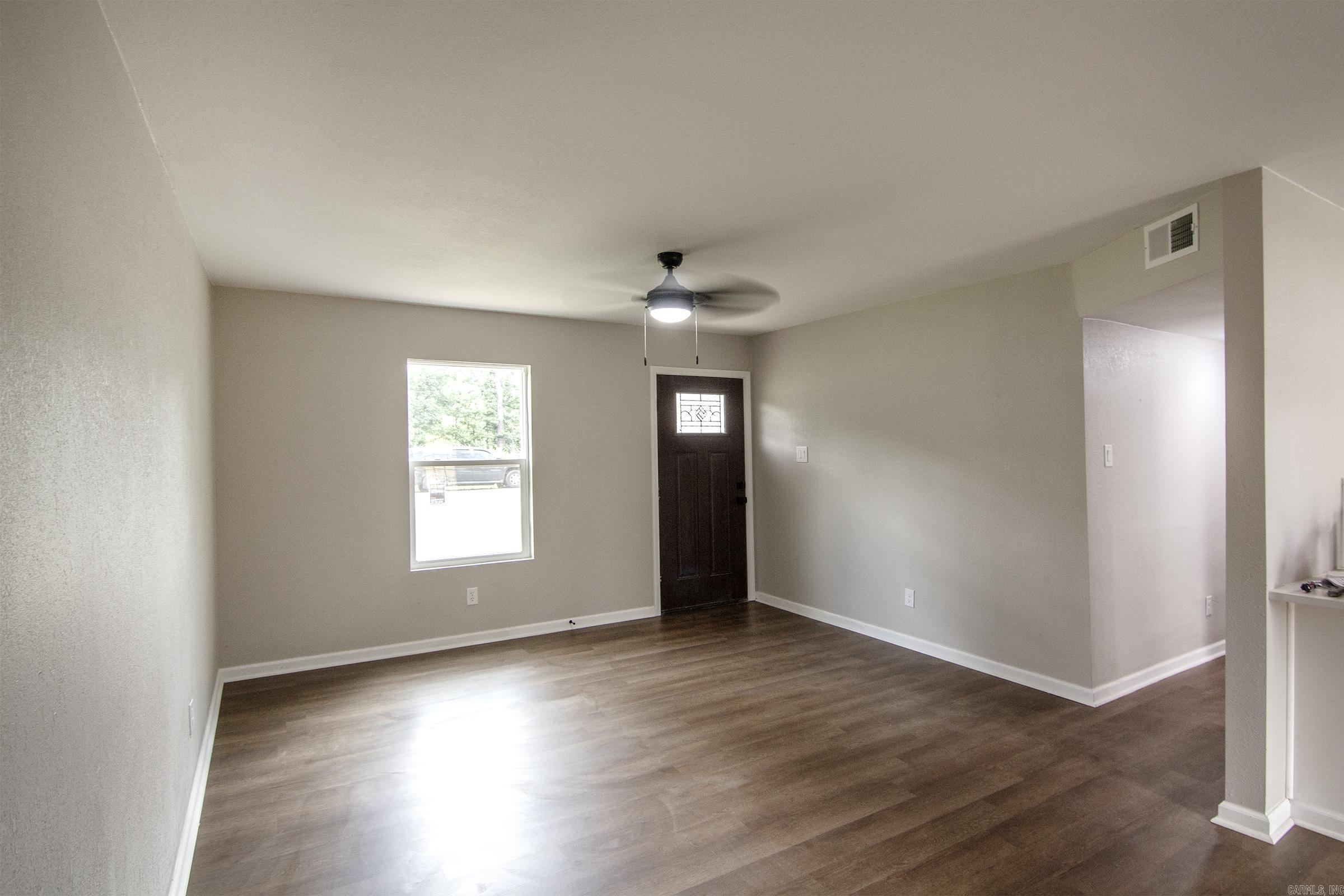 LOOP ACRES ADDN TO JACK - Residential