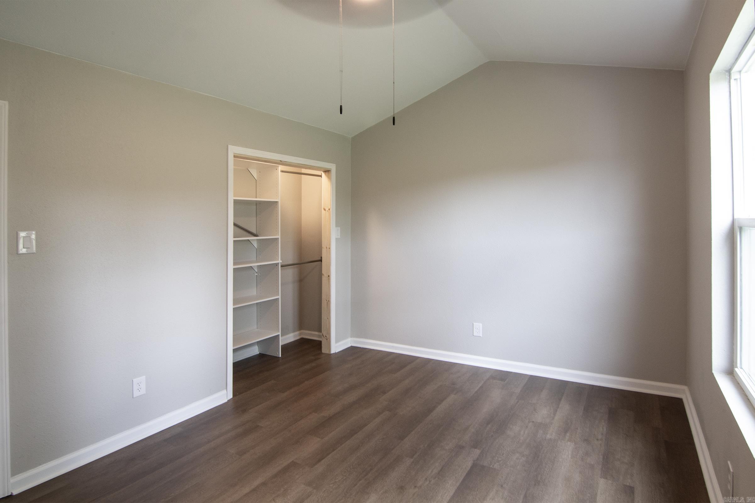 LOOP ACRES ADDN TO JACK - Residential