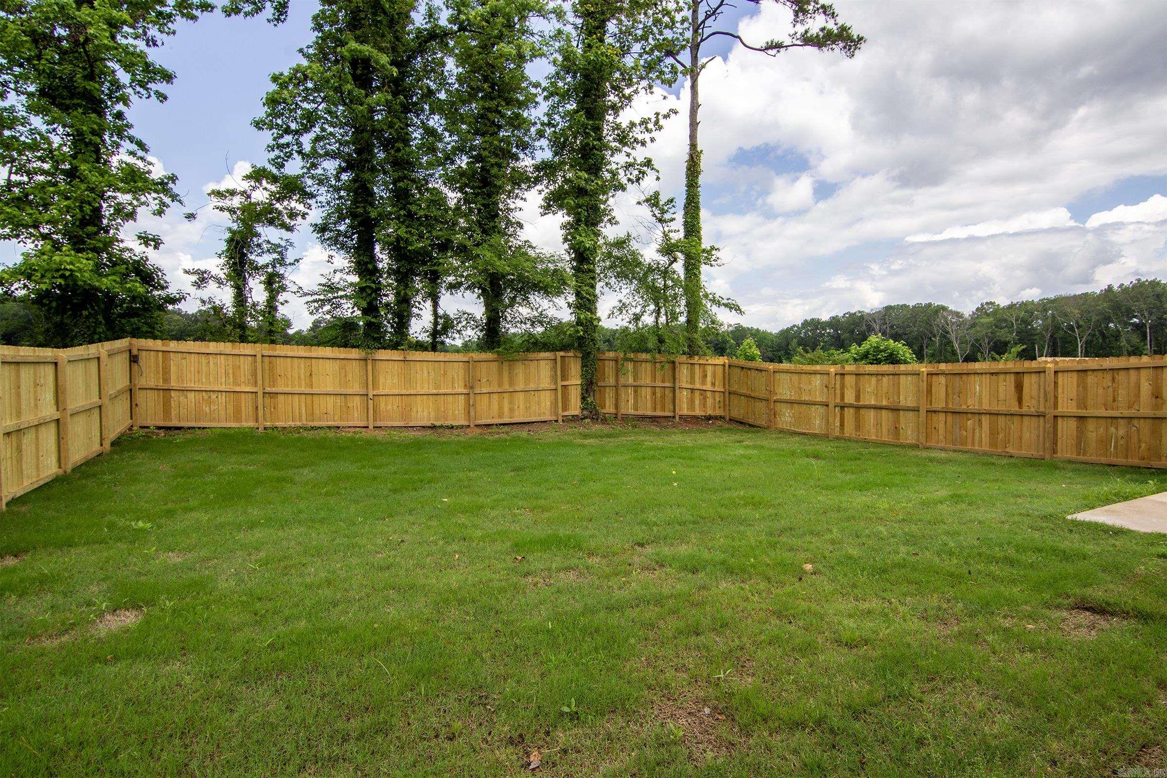 LOOP ACRES ADDN TO JACK - Residential