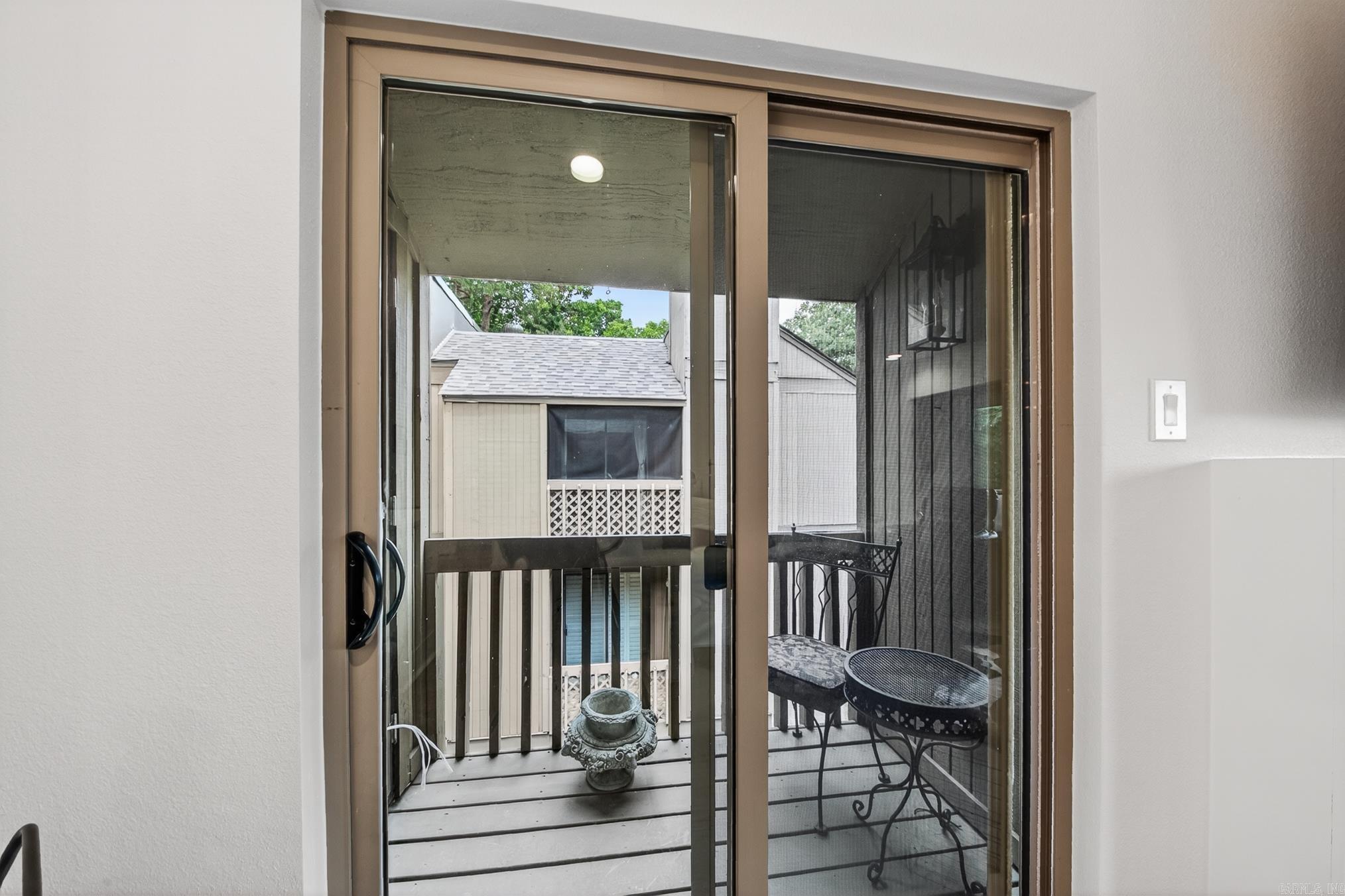 FOREST HILL COND - Residential