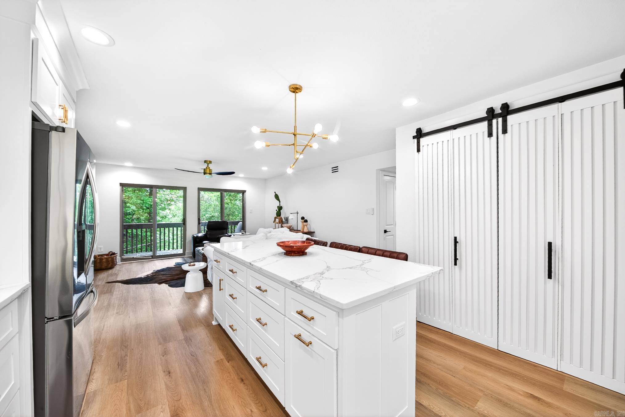 FOREST HILL COND - Residential
