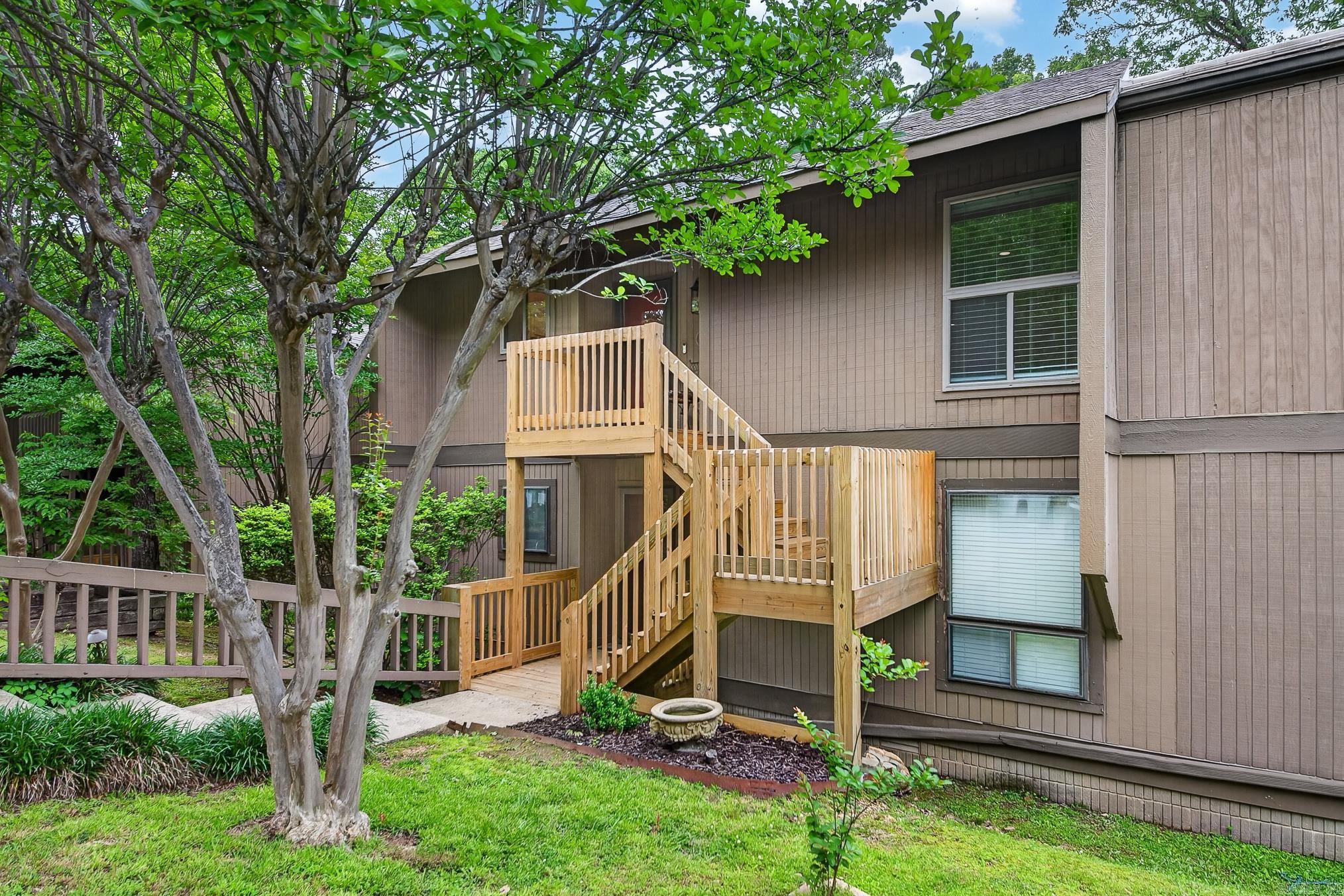 FOREST HILL COND - Residential