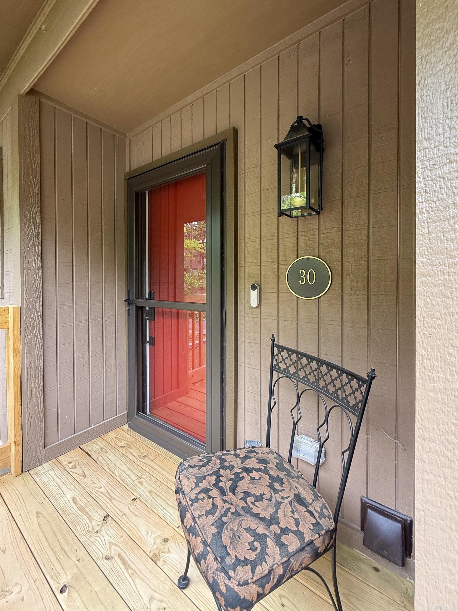 FOREST HILL COND - Residential