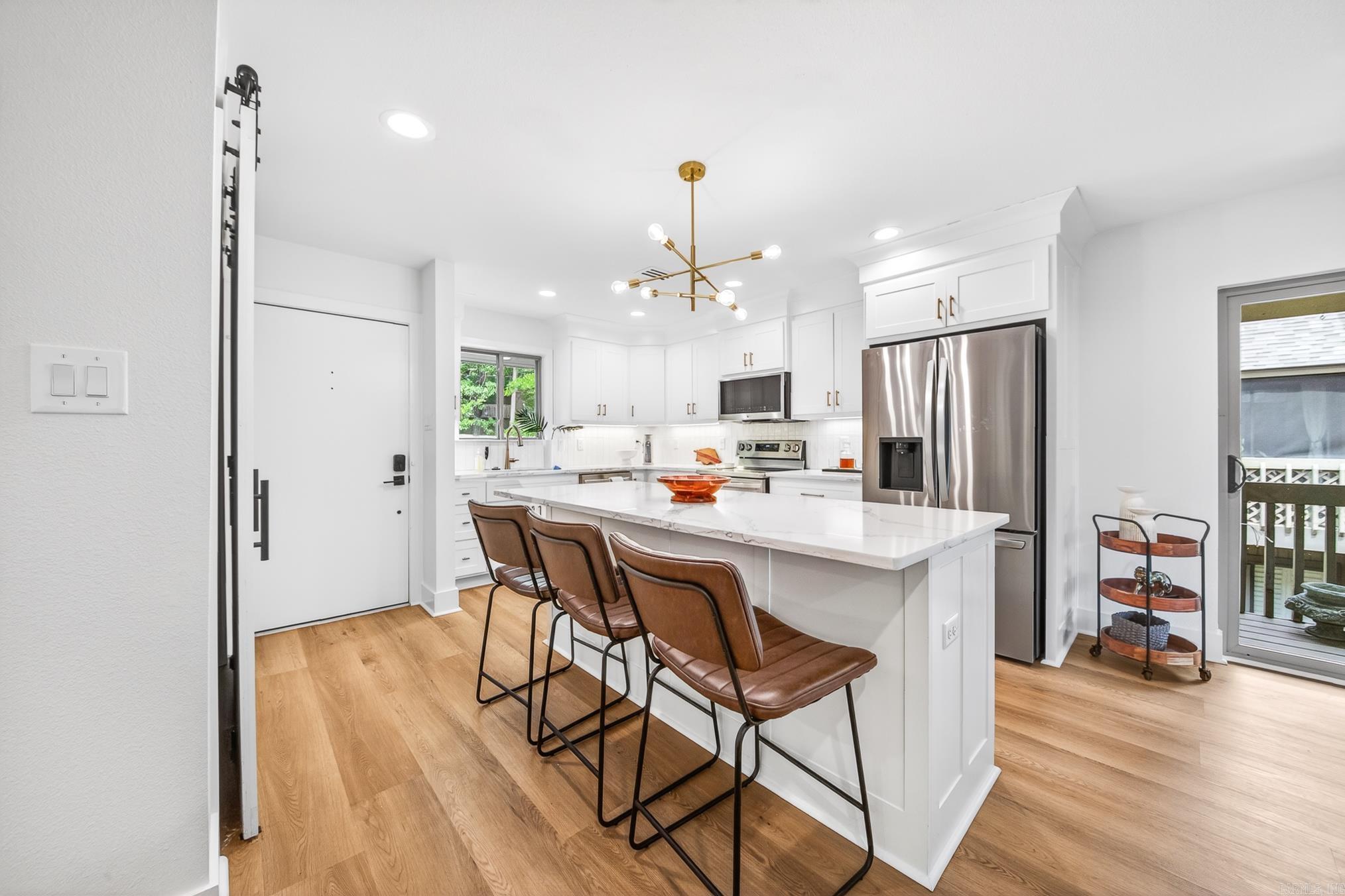 FOREST HILL COND - Residential