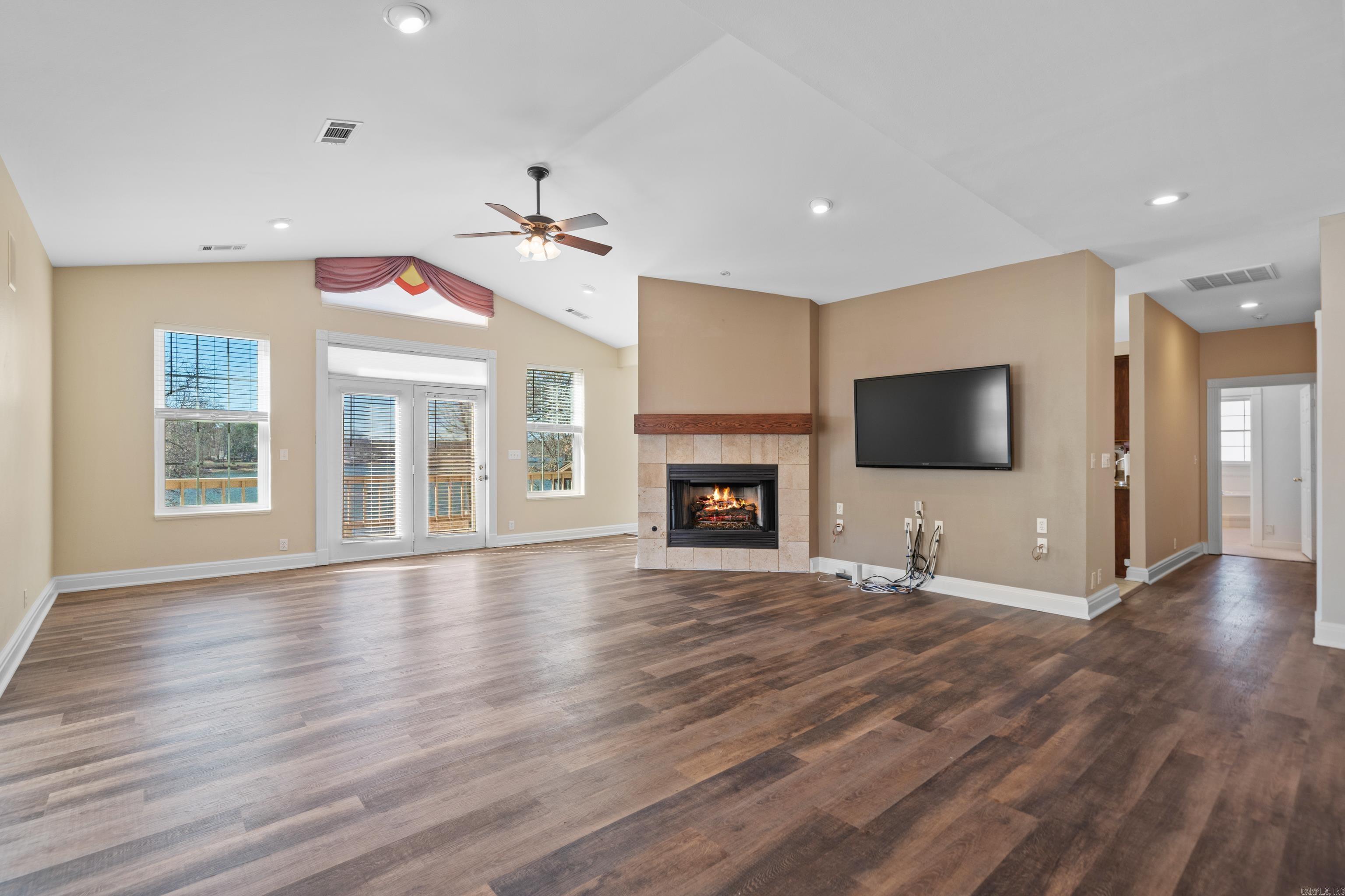 BLUE HERON SHORES II at DRIFTWOO - Residential