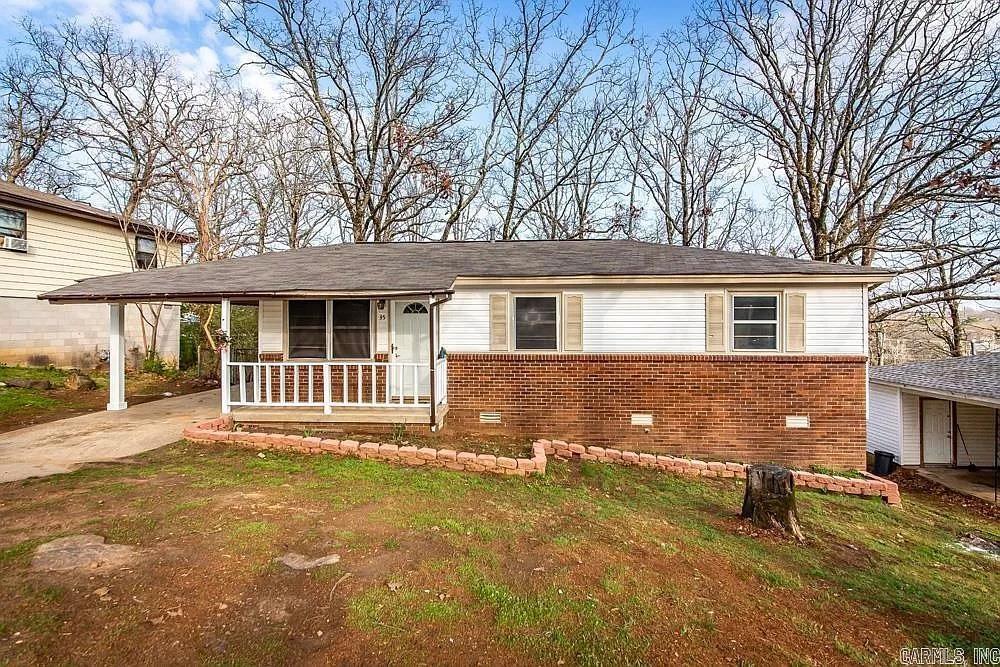 GLENOAKS - Residential