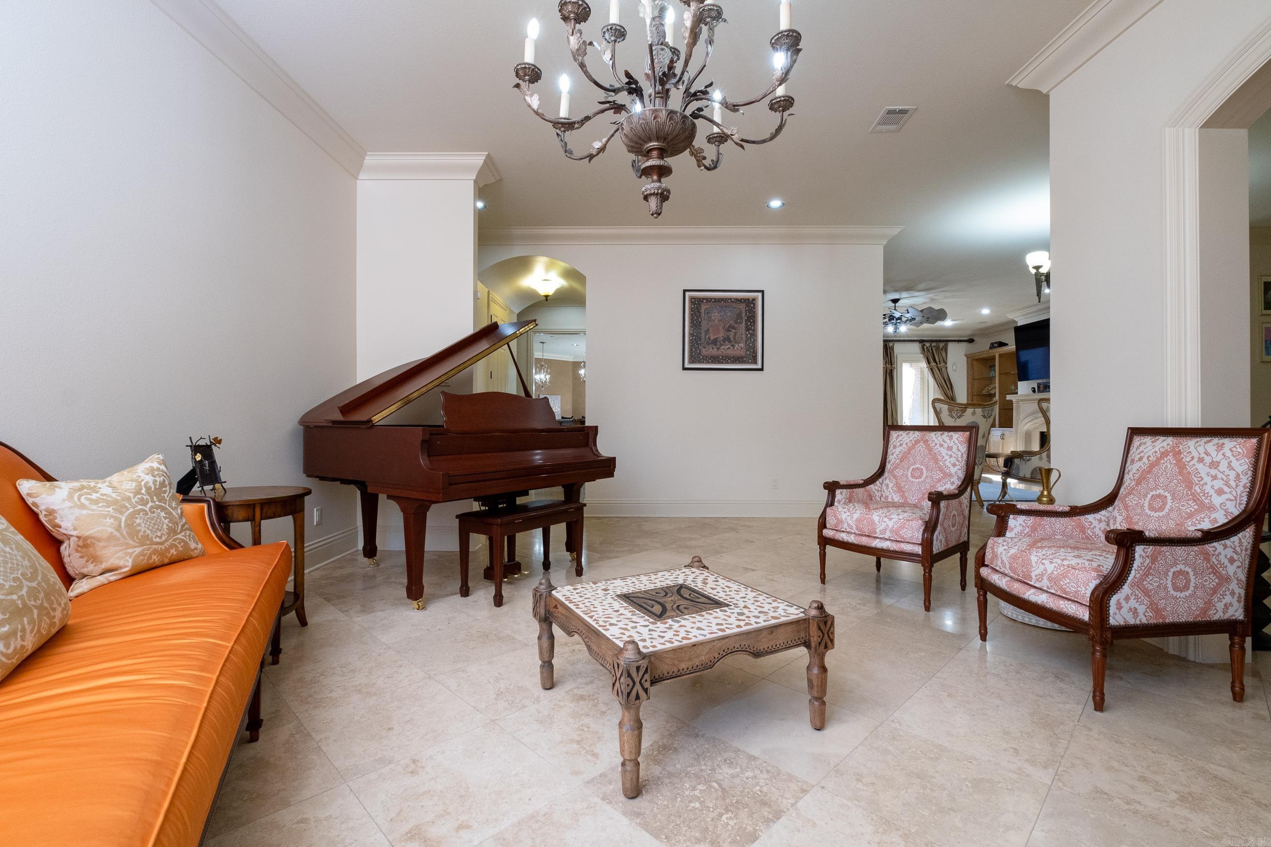 CHENAL VALLEY SOLOGNE CIRCLE - Residential