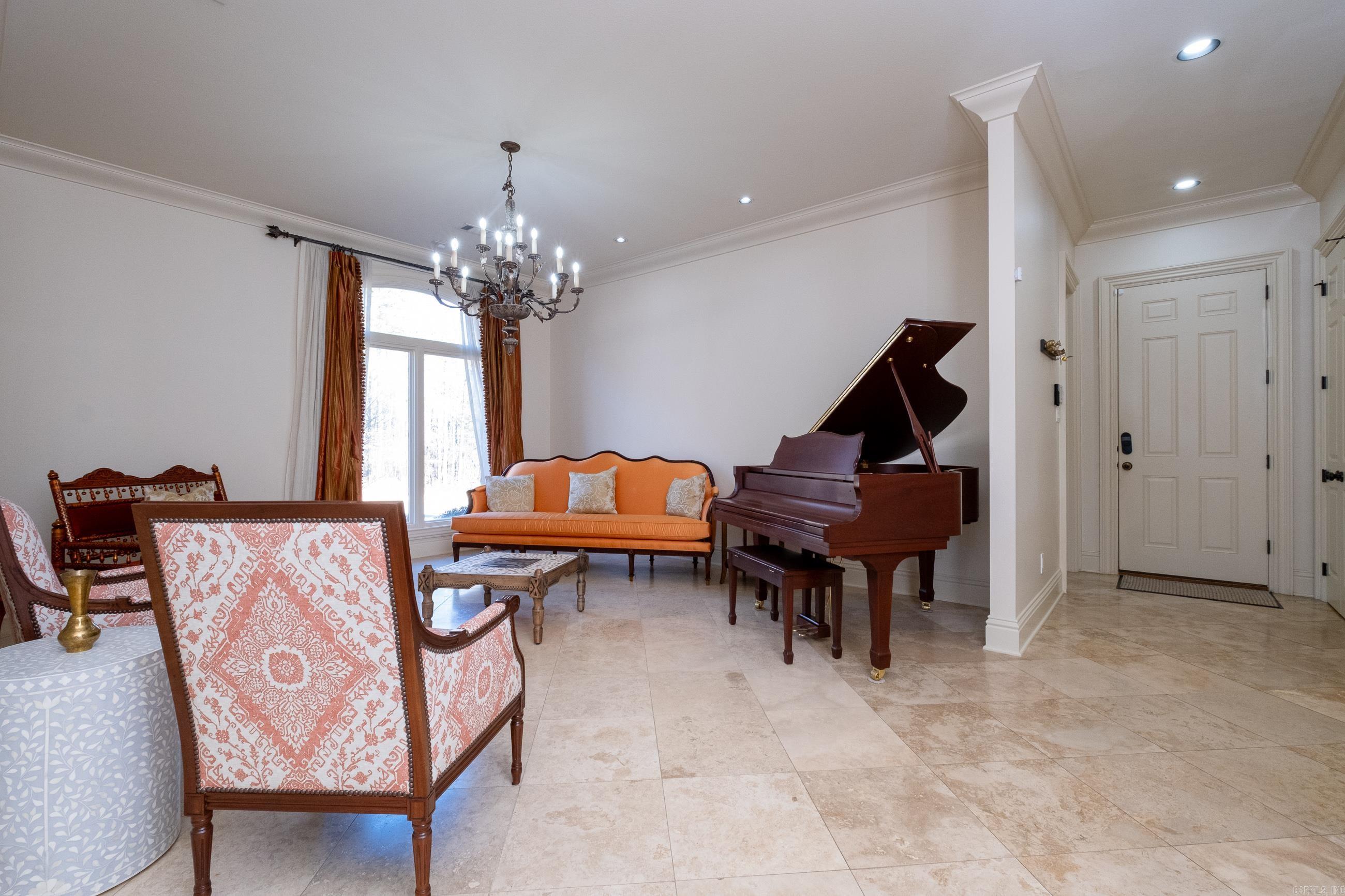 CHENAL VALLEY SOLOGNE CIRCLE - Residential