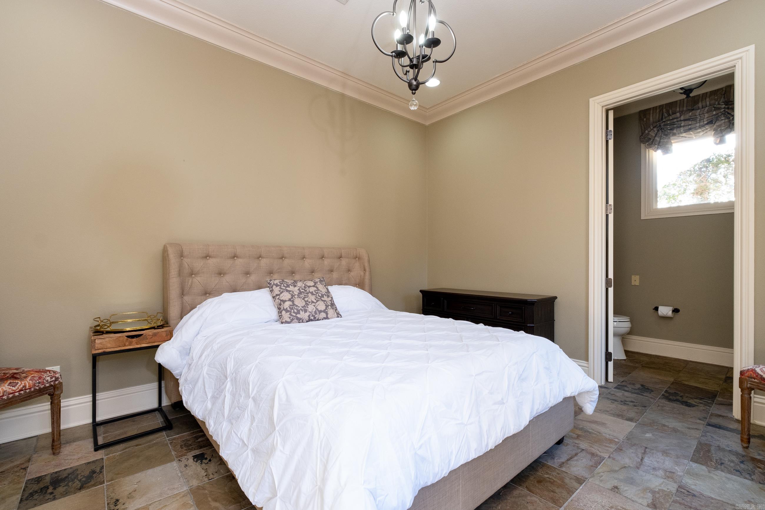 CHENAL VALLEY SOLOGNE CIRCLE - Residential