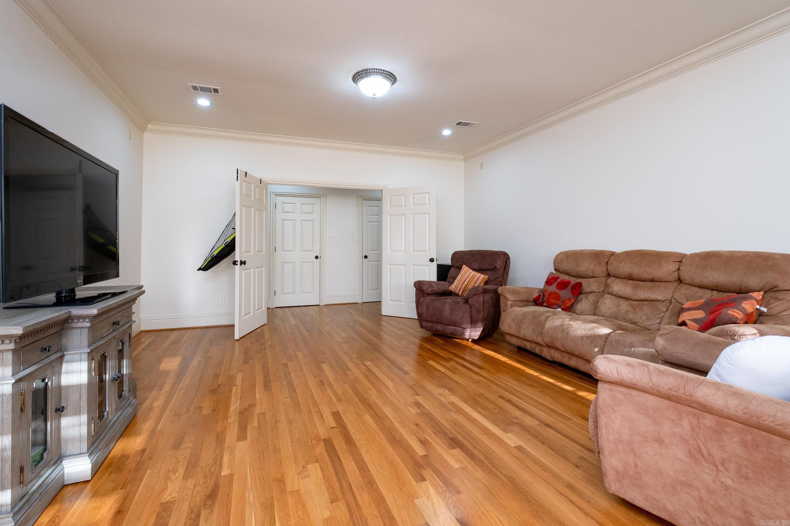 CHENAL VALLEY SOLOGNE CIRCLE - Residential