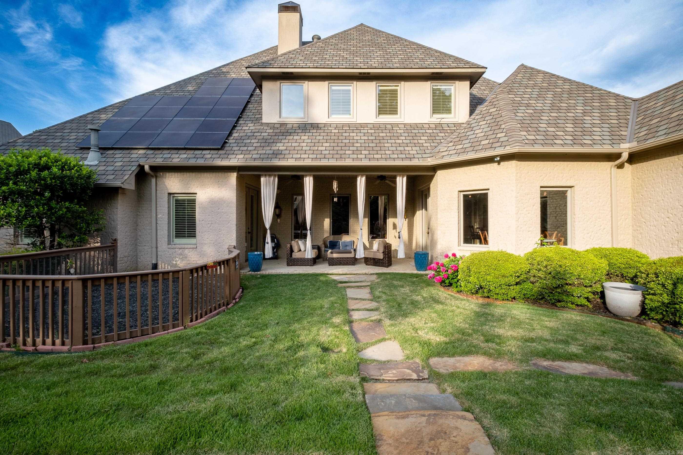 CHENAL VALLEY SOLOGNE CIRCLE - Residential