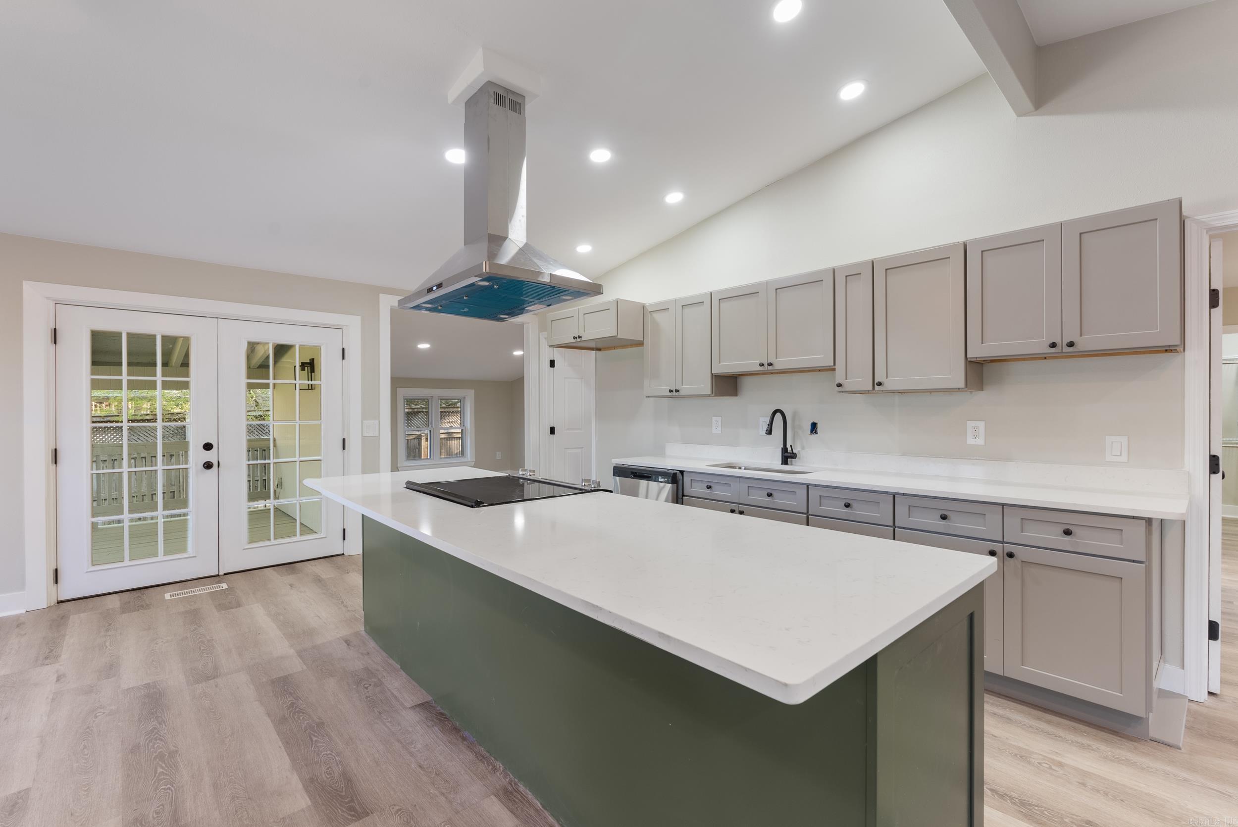 BRIARCLIFF - Residential
