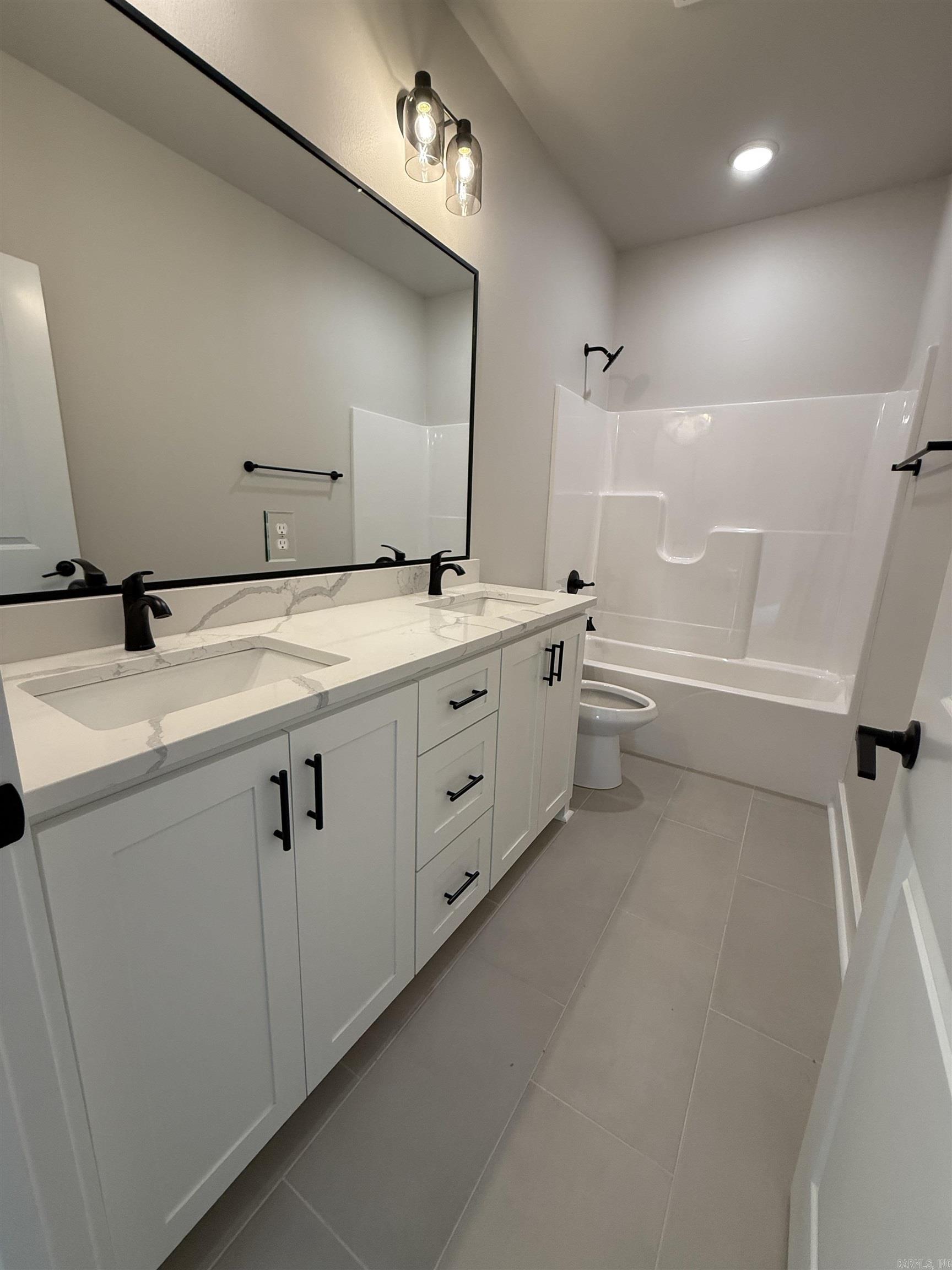 SPENCER CROSSING LLC - Residential
