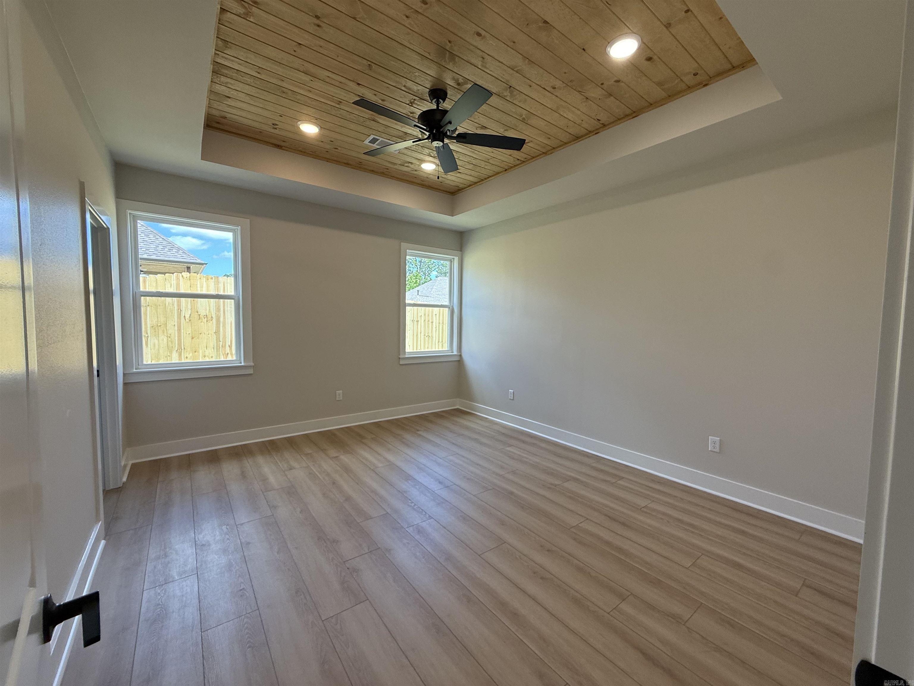 SPENCER CROSSING LLC - Residential