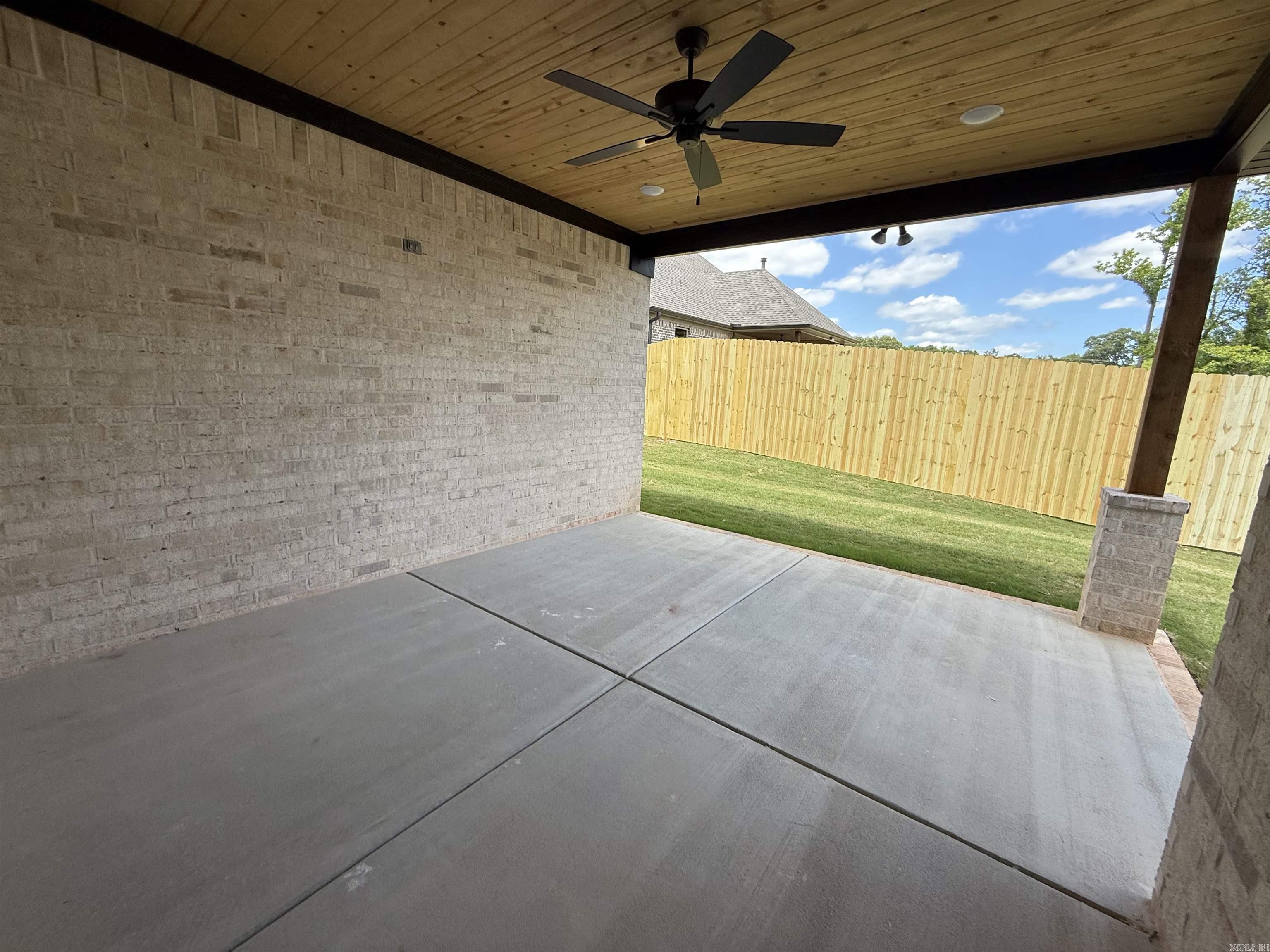 SPENCER CROSSING LLC - Residential